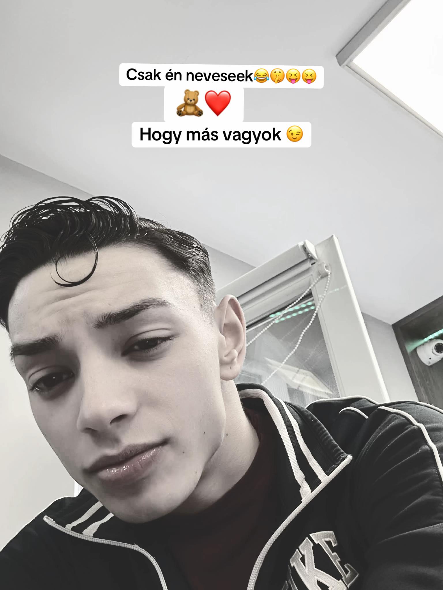 @Ro🅱️ert nagy❤️&zwj;🔥