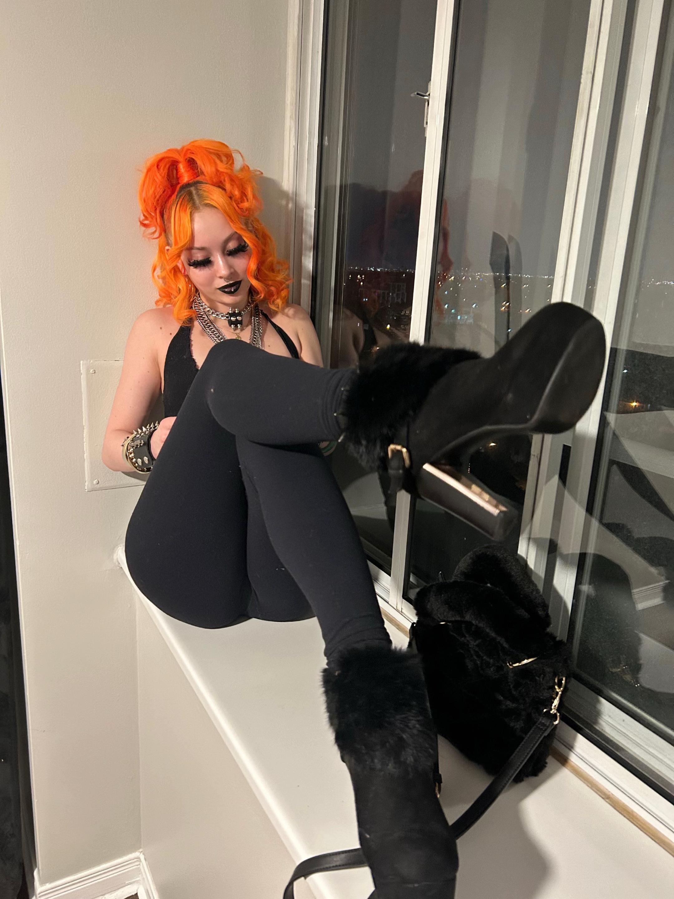 @2pretty4ademon