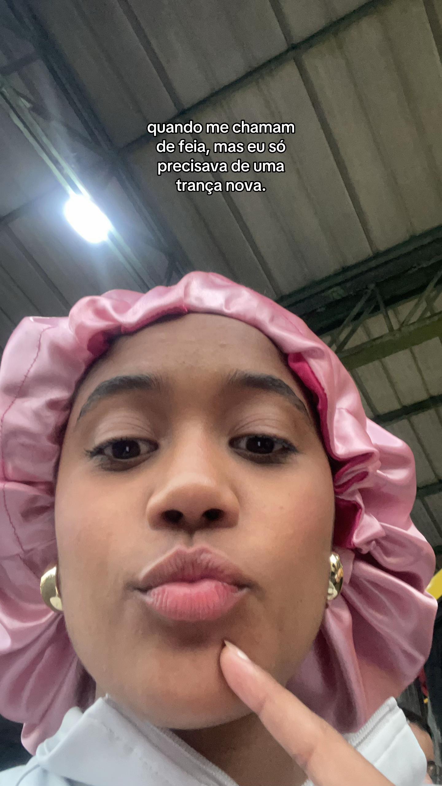 @iwishiwasanormalgirl