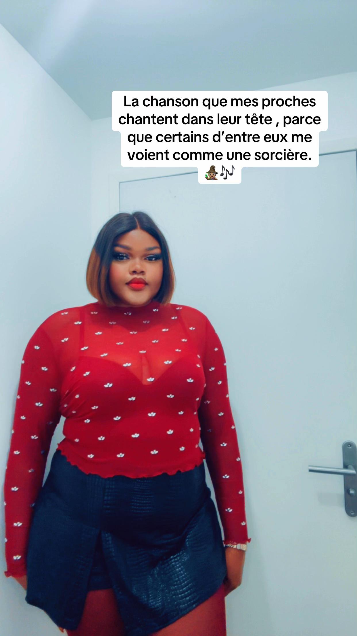 @Y’a gaga kitoko longue jambes