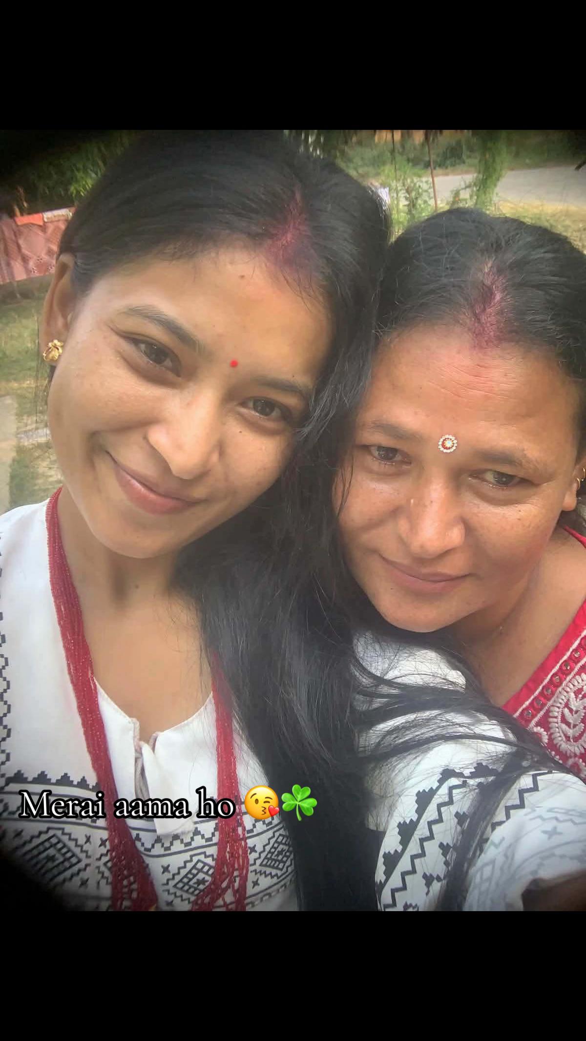 @अस्मिता श्रेष्ठ 🌷
