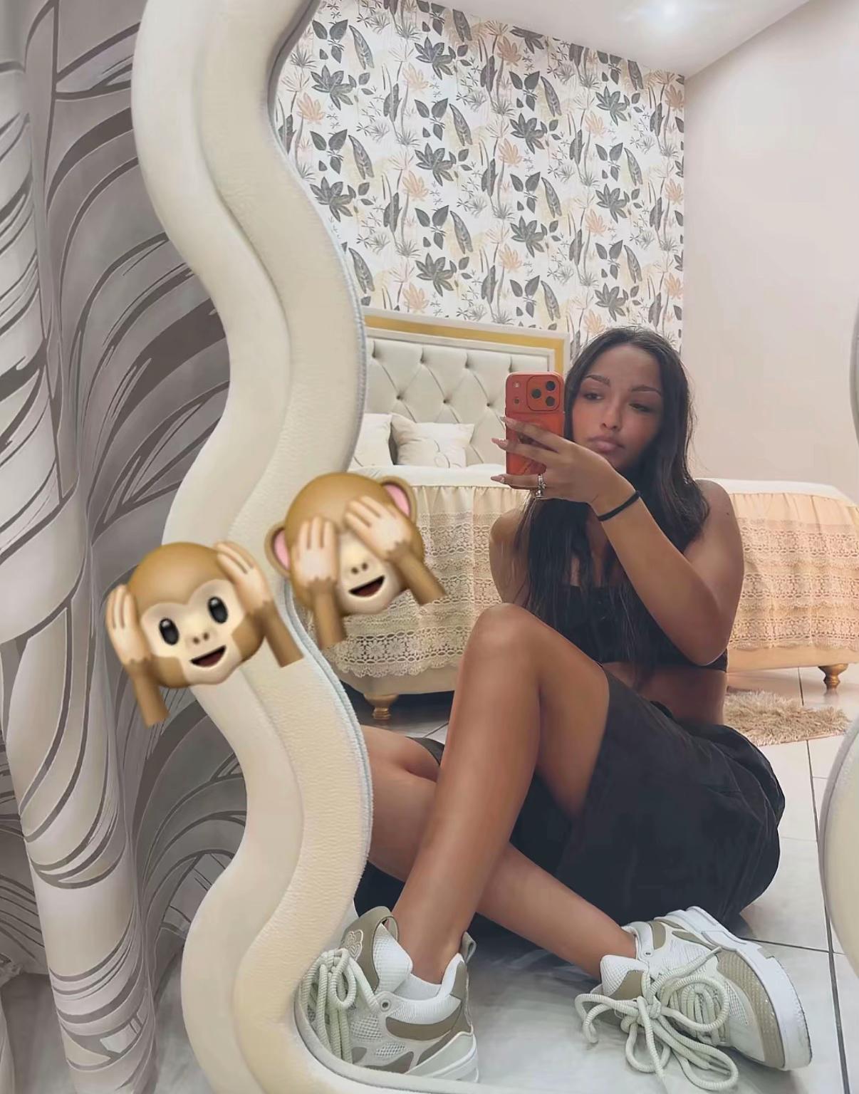 @𝓖𝓲𝓾𝓼𝔂 𝓛𝓪𝓾𝓭𝓪𝓷𝓲 🌙