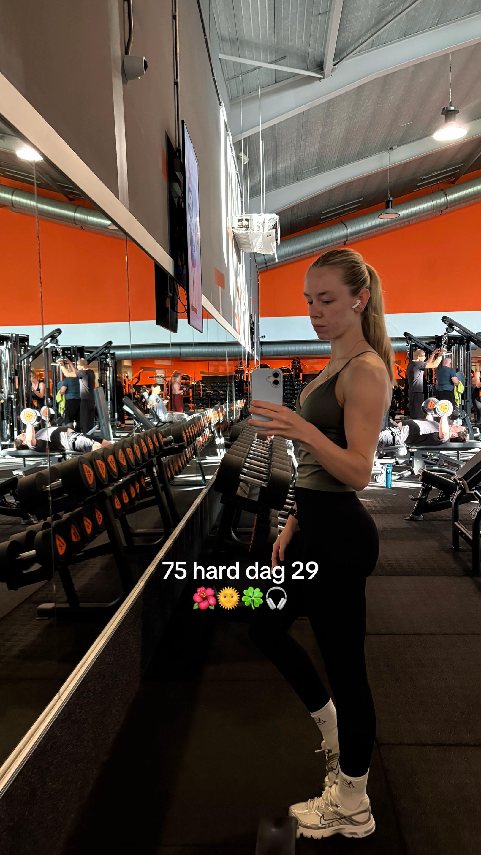 @vera ♥️ gym & running 🎧🔥