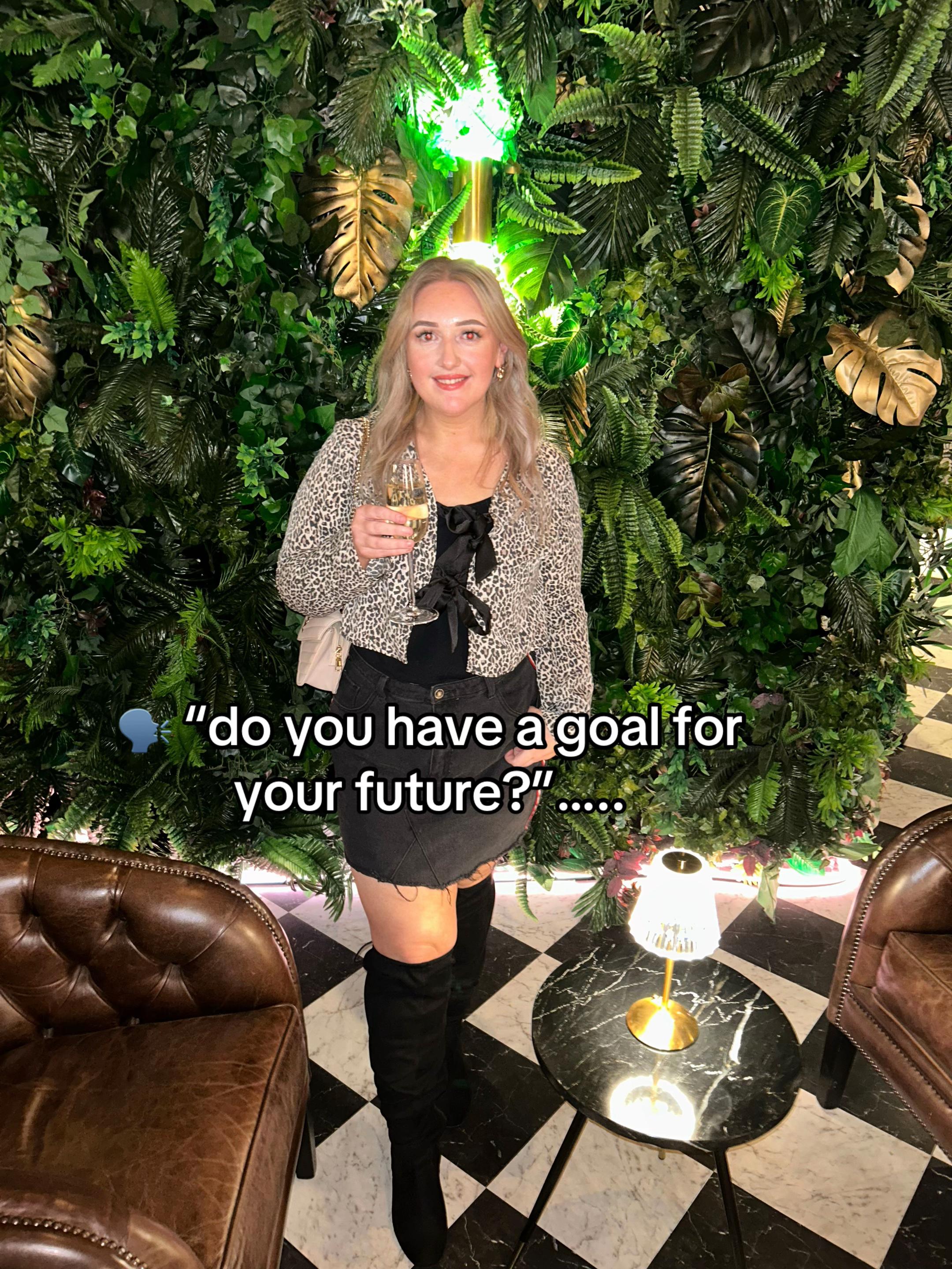 @Ellie✨2 under 5 mam✨