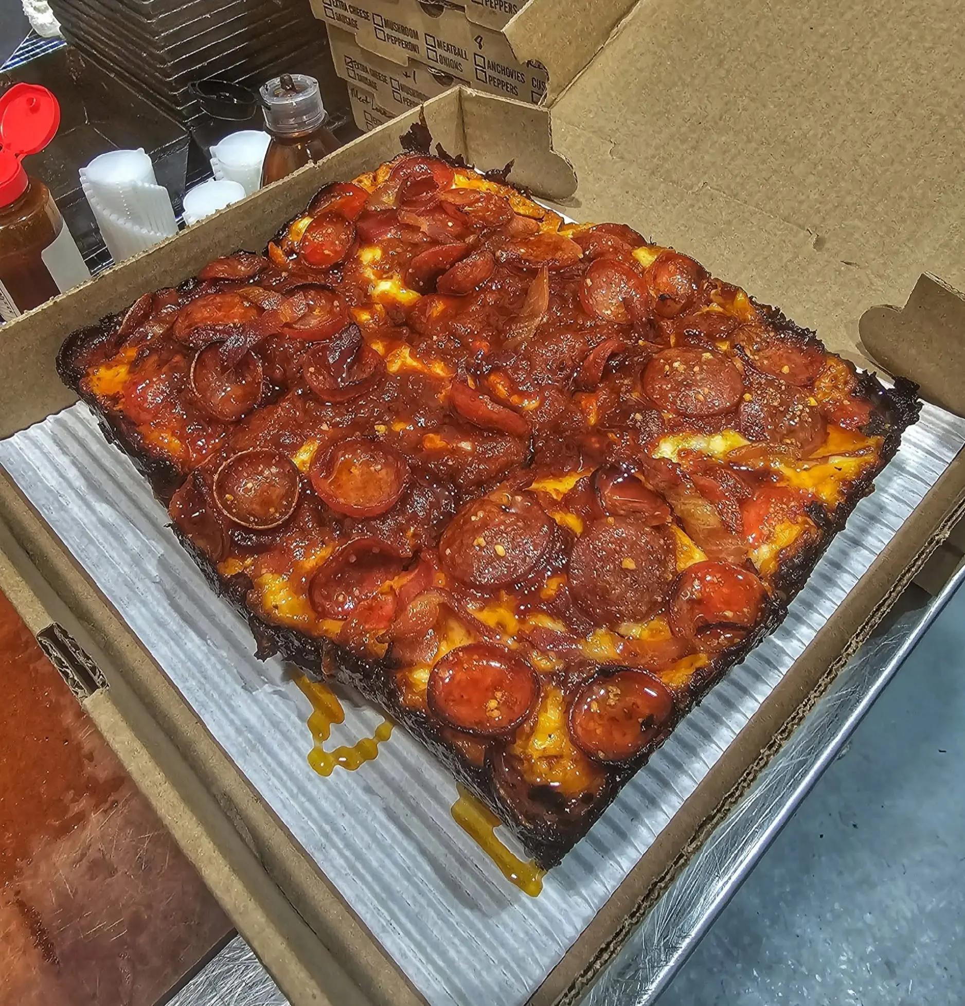 @Pizza By Pluto