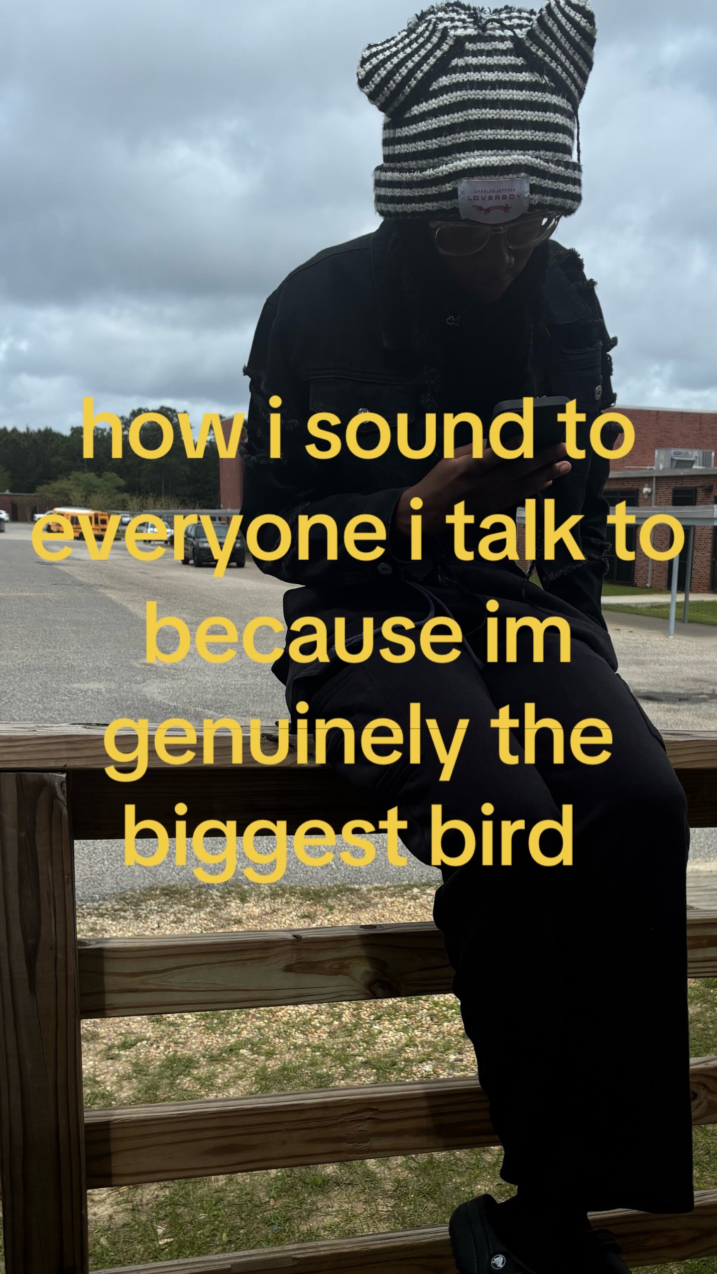 @⃟