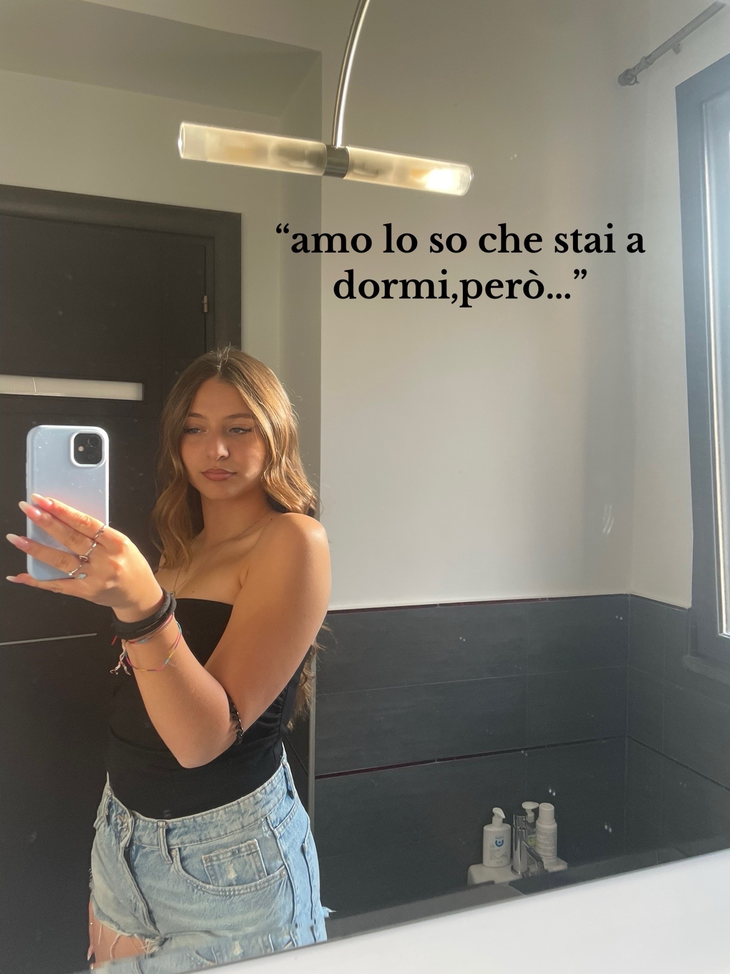 @𝟐𝟐