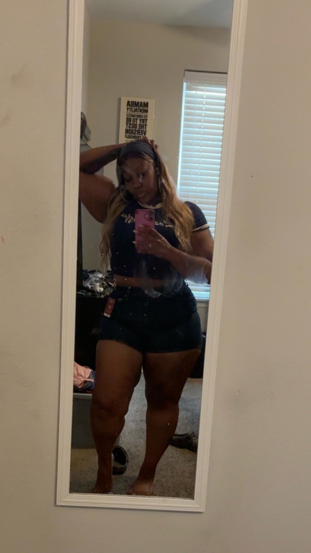 @MzTrina_THE_sneakerhead😈♊️