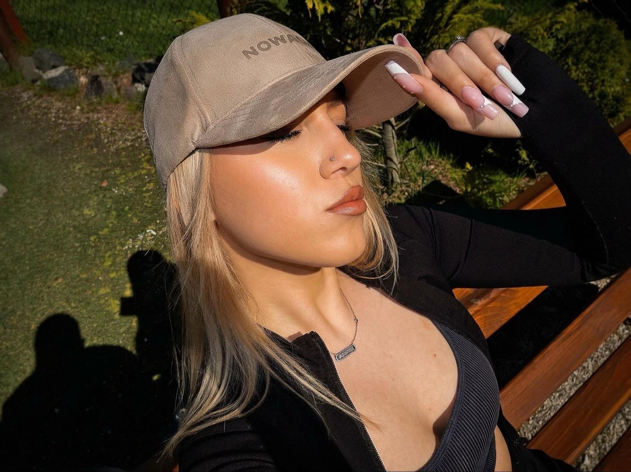 @AS