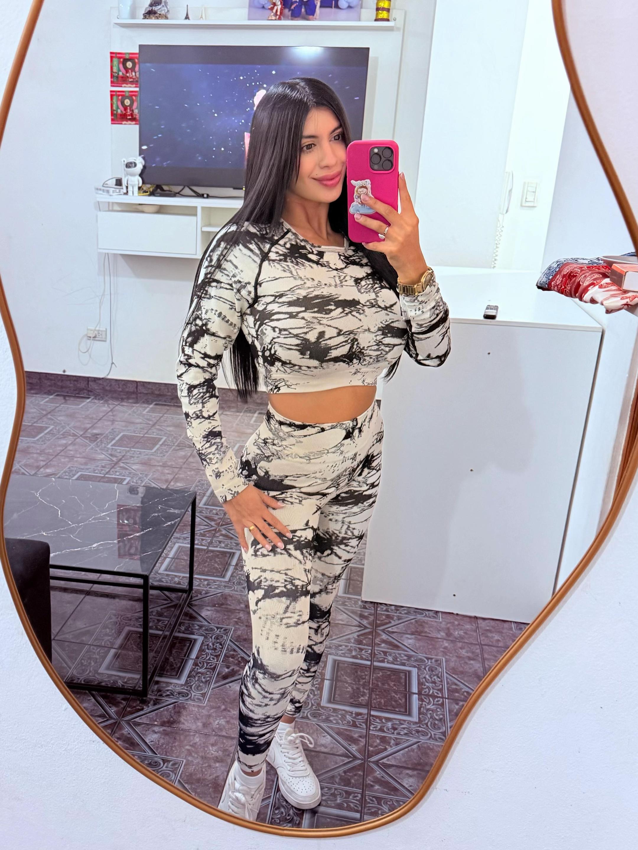 @Daiana Yvonne