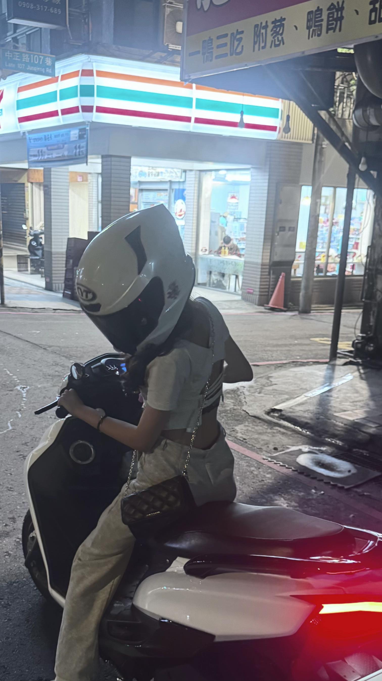 @魏小咪