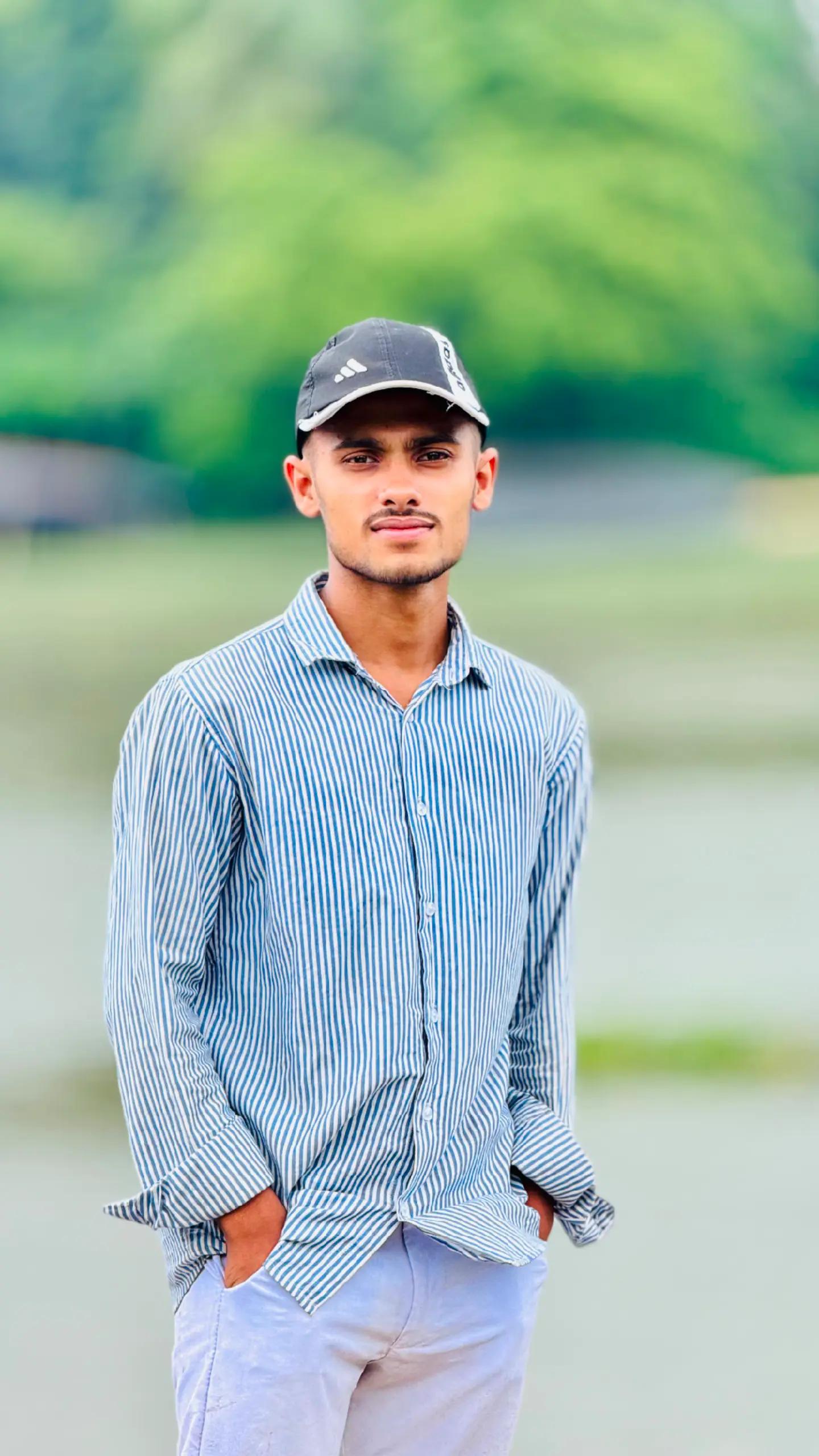 @রুপ কথার রাজকুমার তৌহিদ হাছান