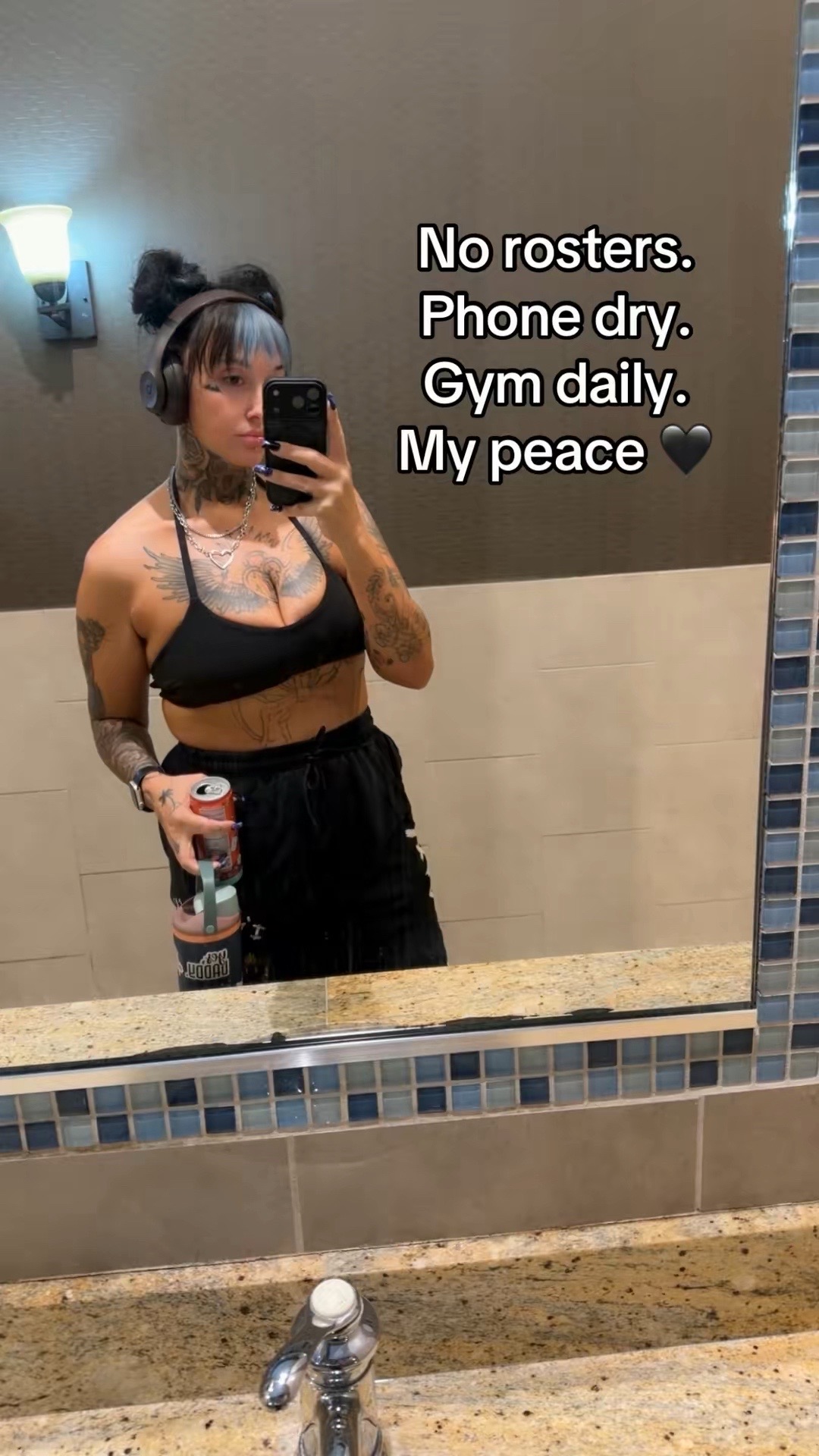 @Ninja.girl🦇🖤🥀