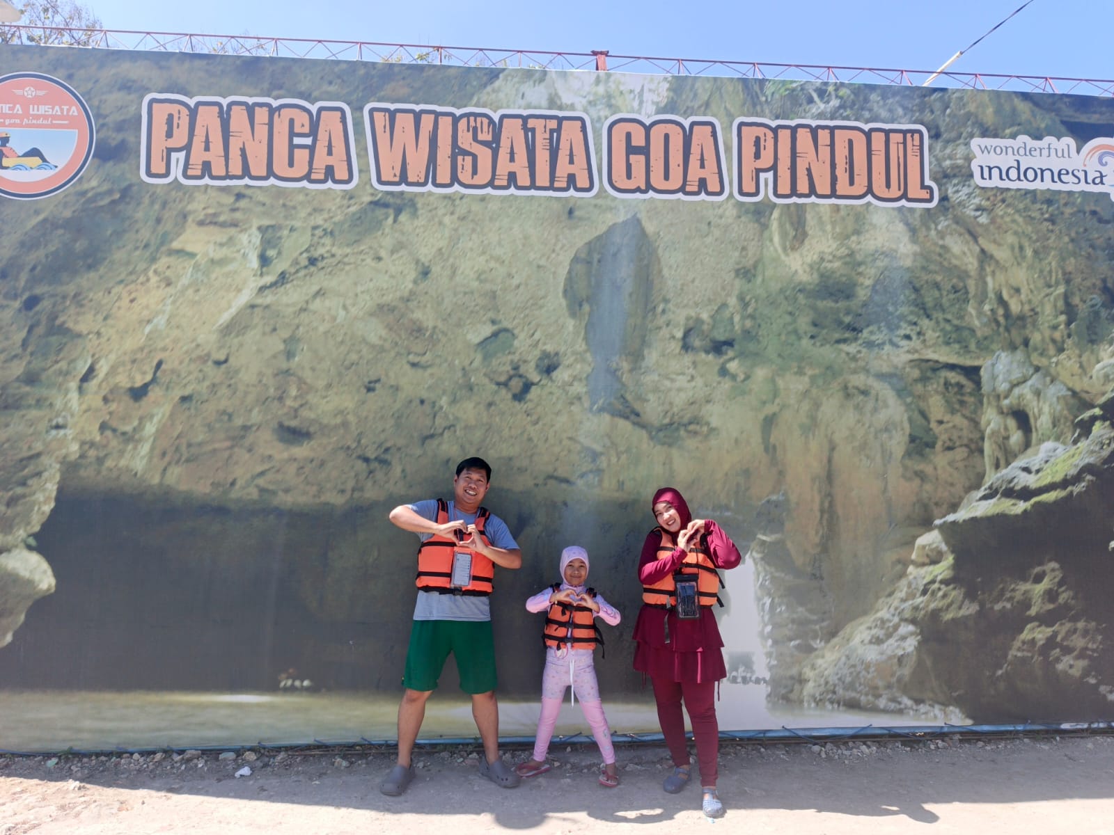 @nadhira tour travel jogja