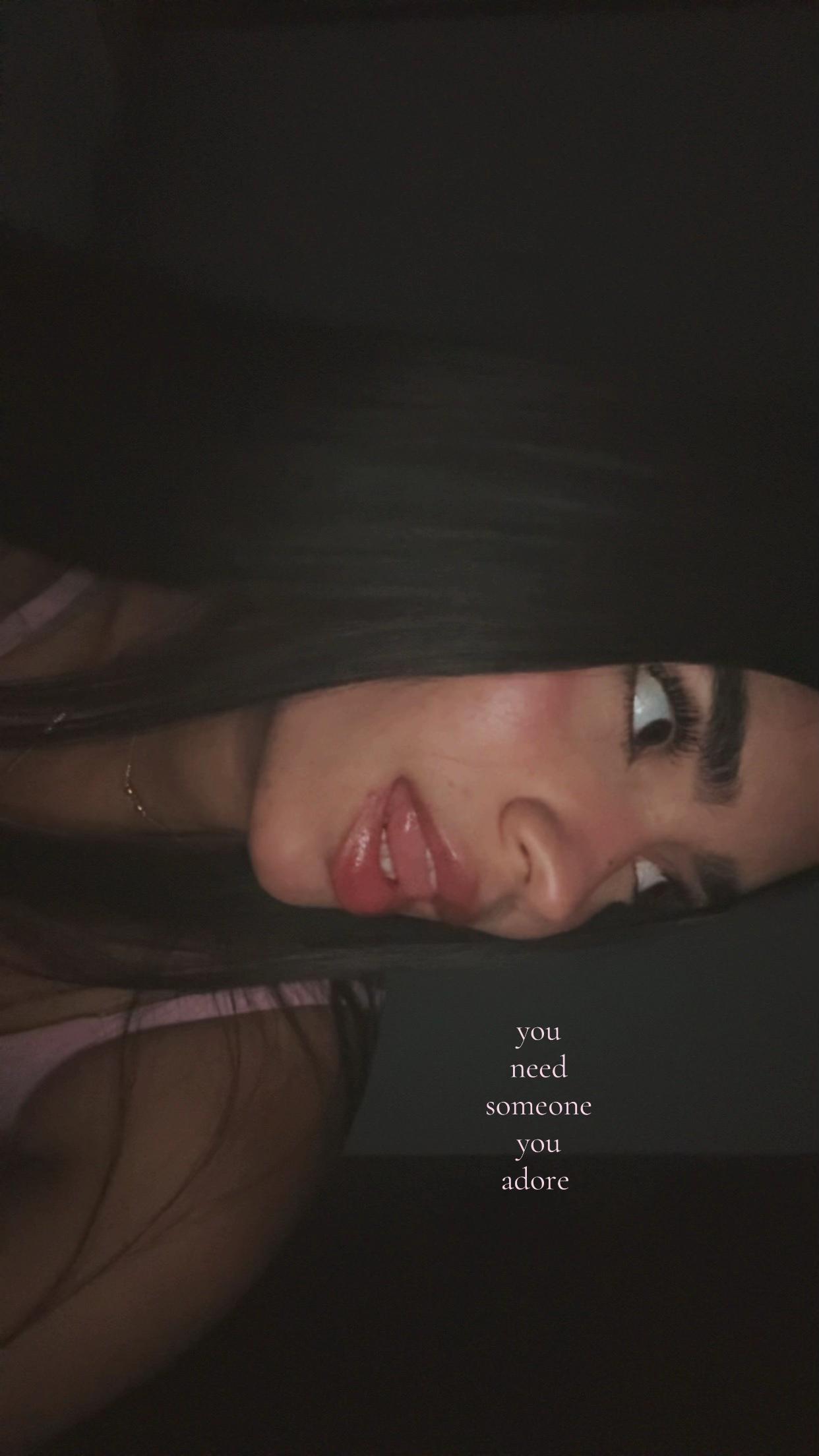 @vanegranadilloo