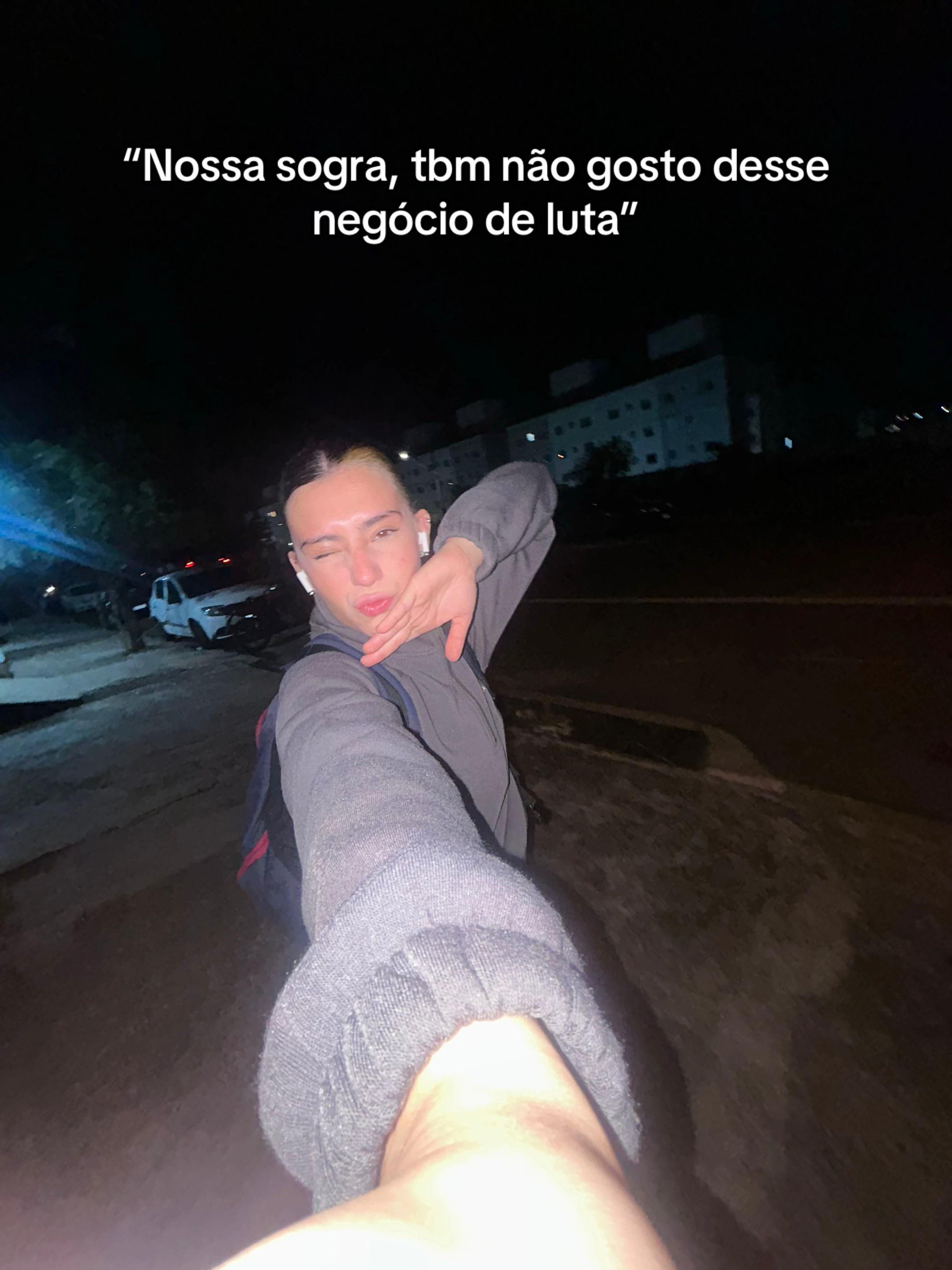 @Rebeca Vitória 💋