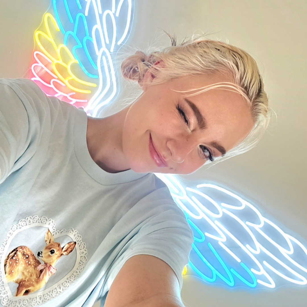 @Halcybella on IG, YT, SC