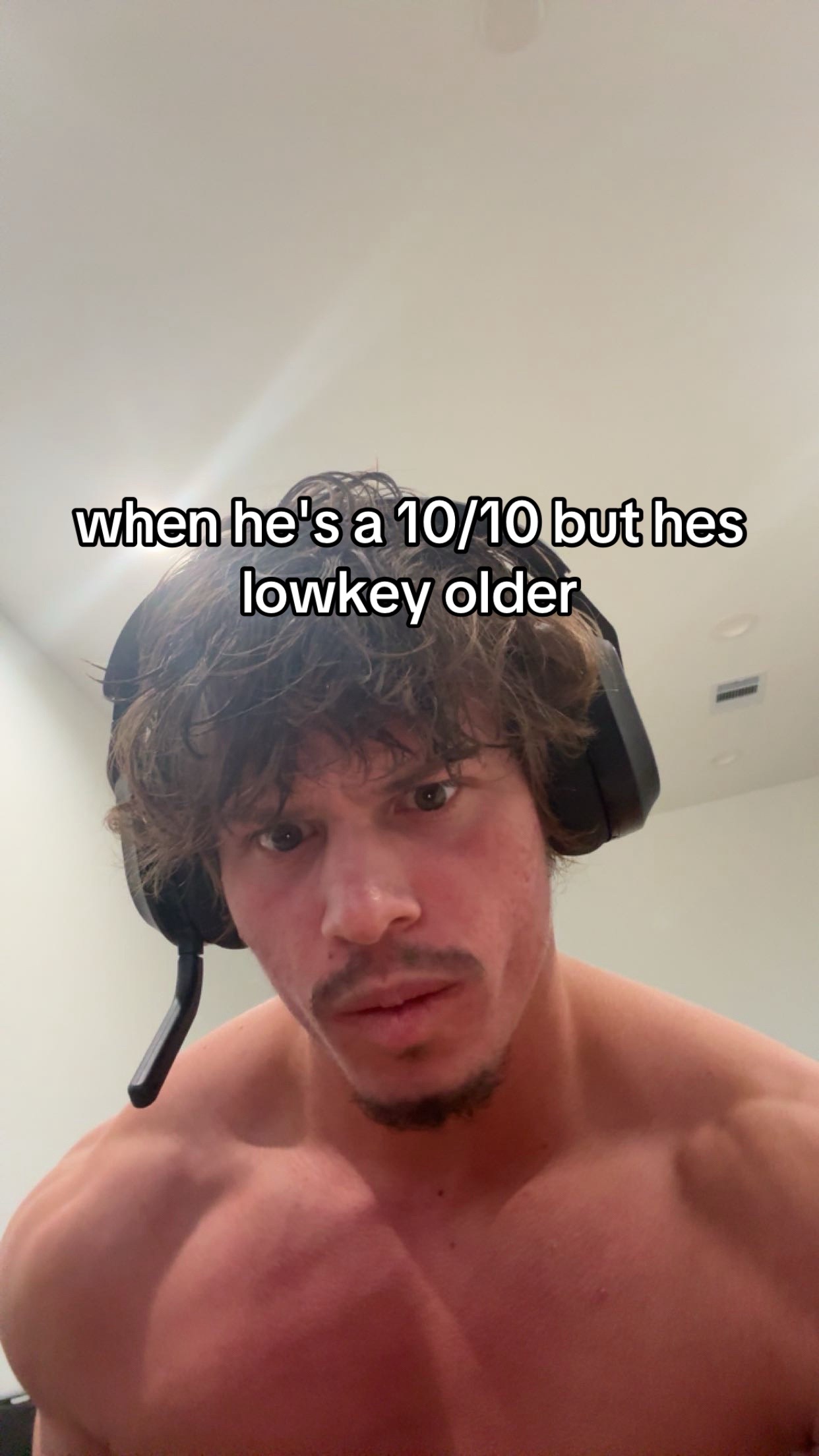 @jackedhiddencowboy