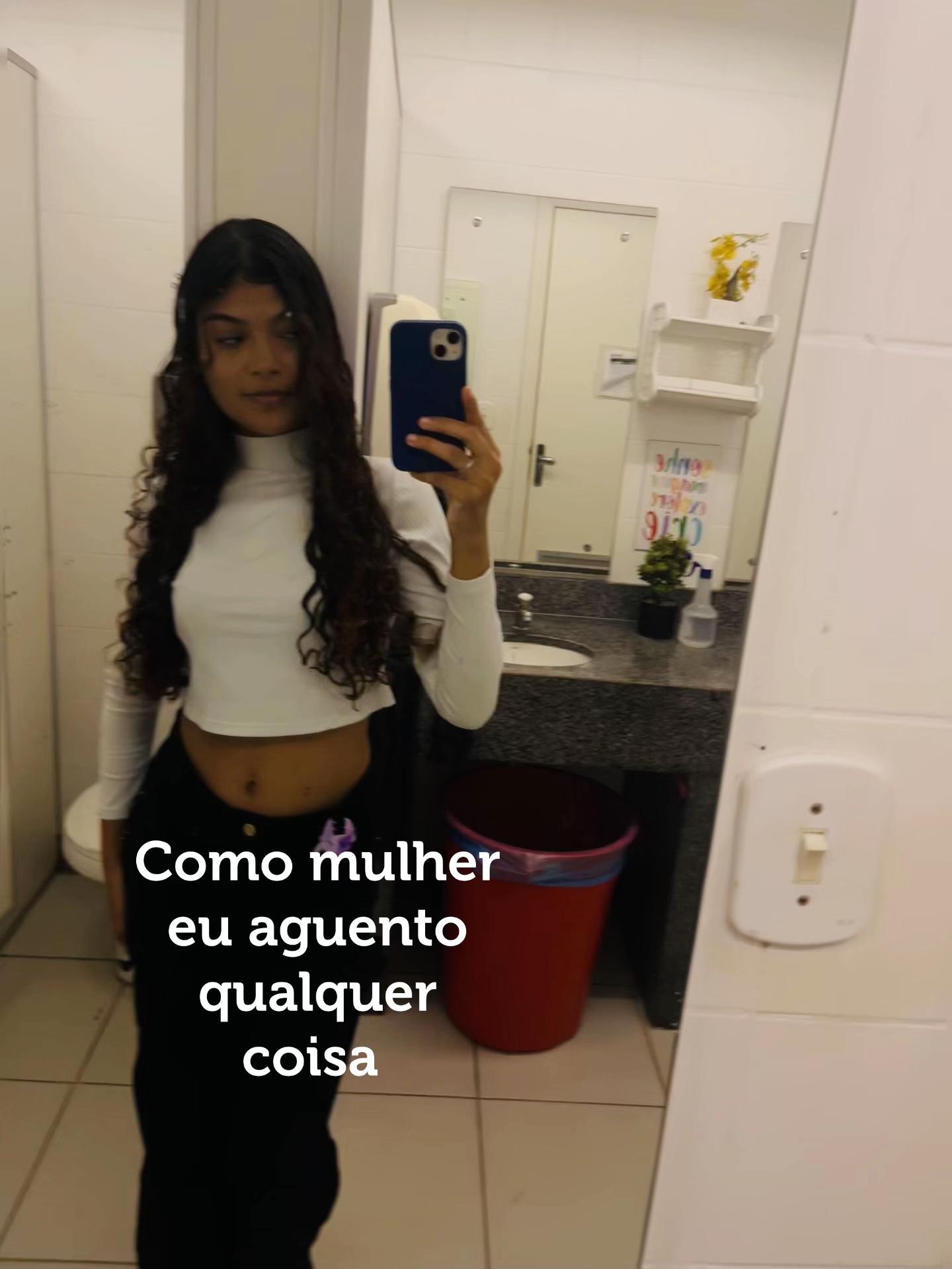 @👠athália