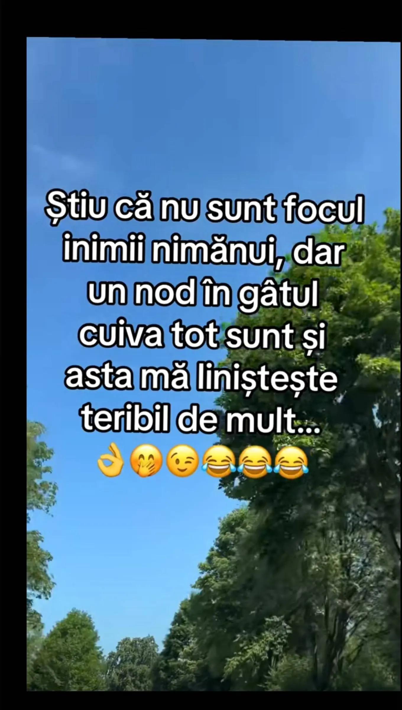 @Claudiaclaudia