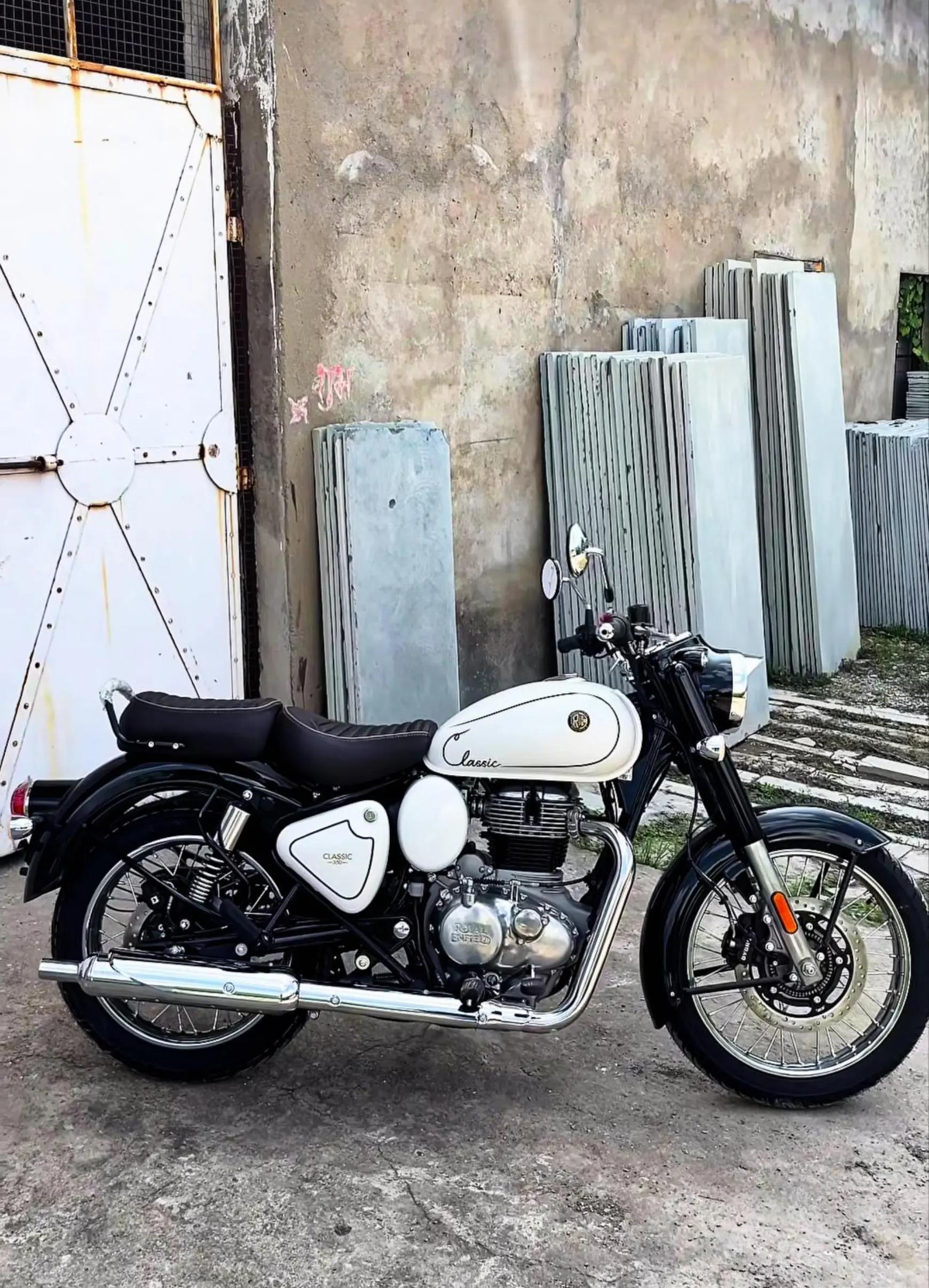 @Royal Enfield Myanmar