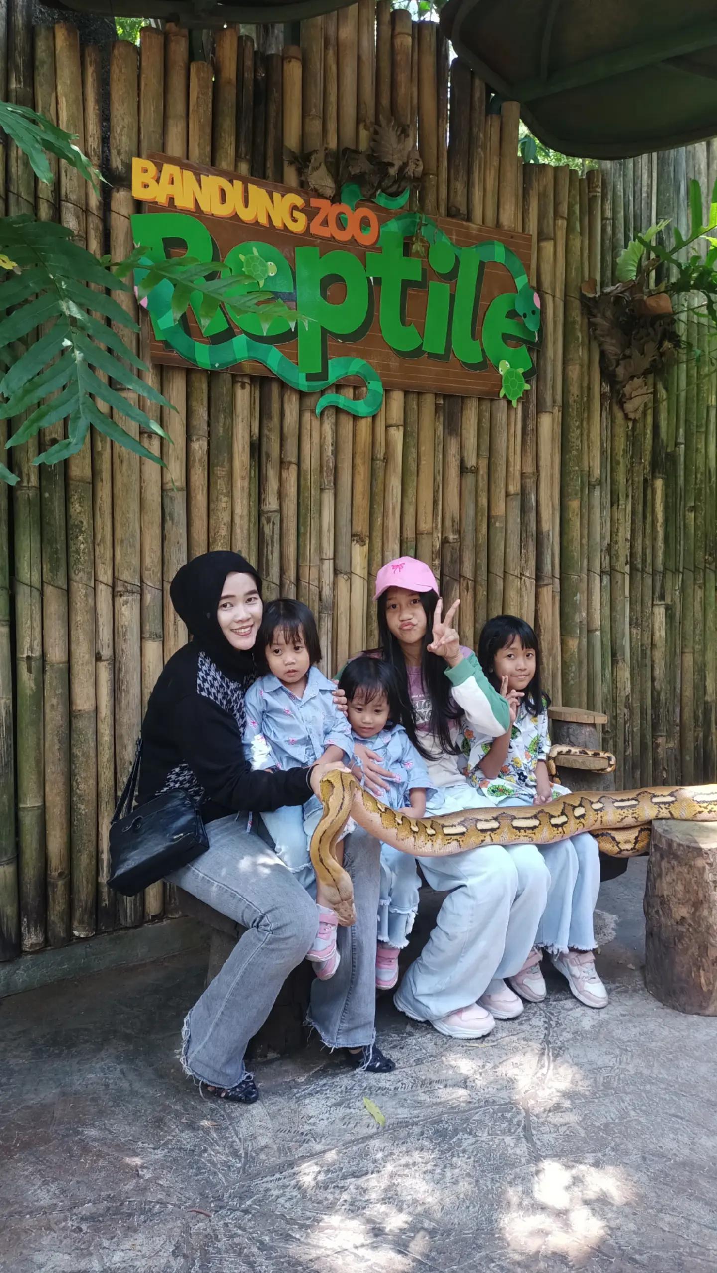 @FITRI_NOVITA88