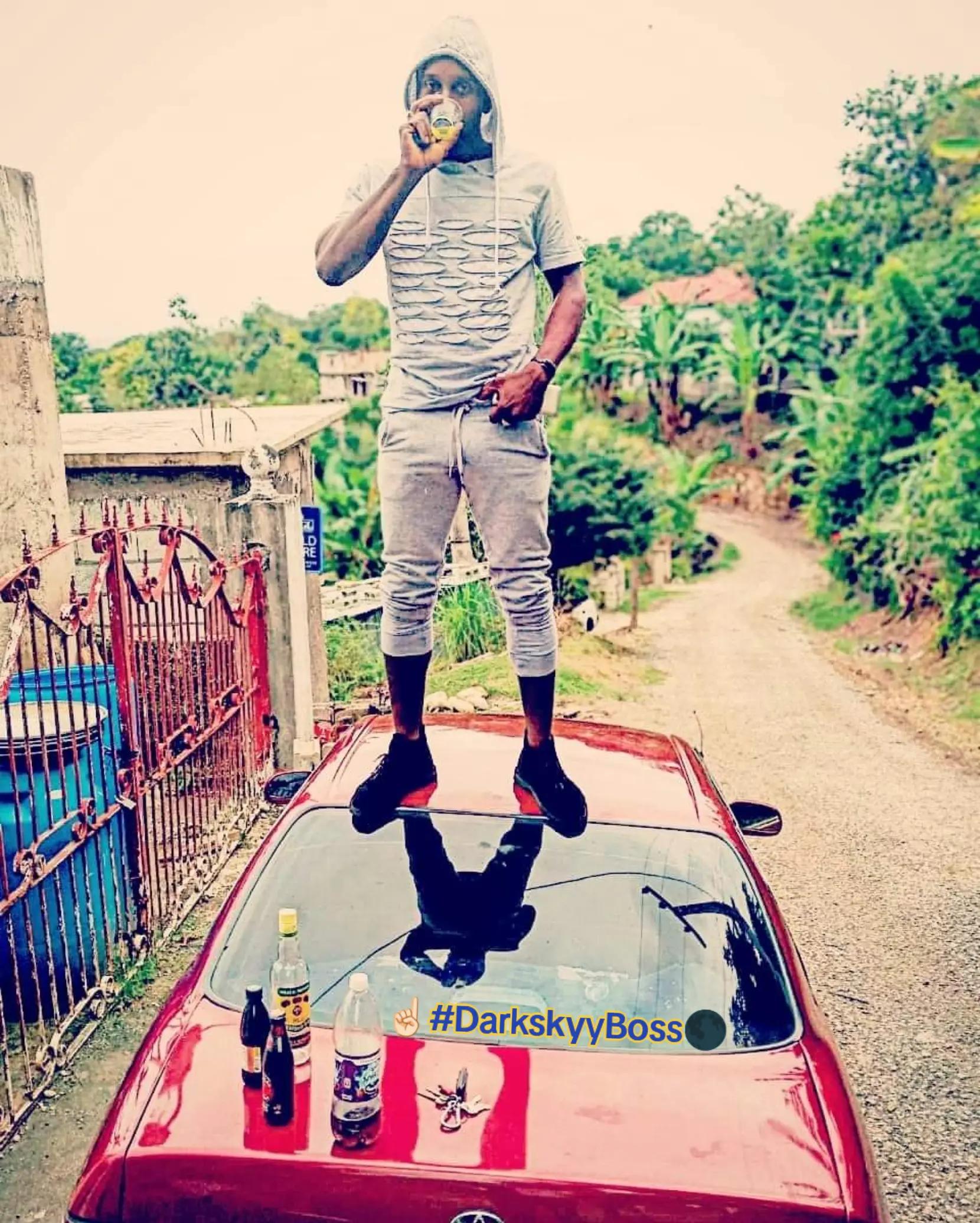 @☝️#Darkskyy_Boss🌑♒🇯🇲🇬🇧