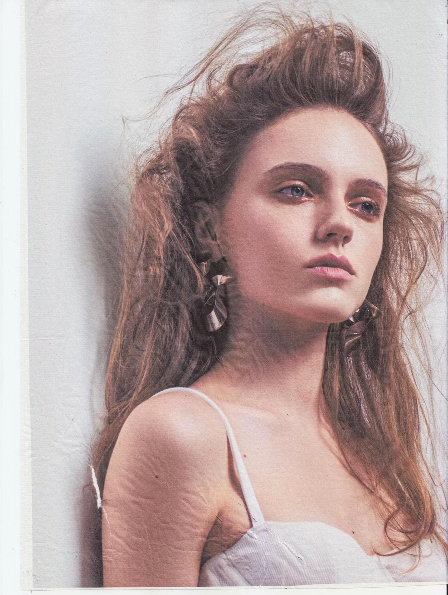 @ℳ𝒶𝓇𝒾𝒶_ℬ𝓊𝓏𝓏