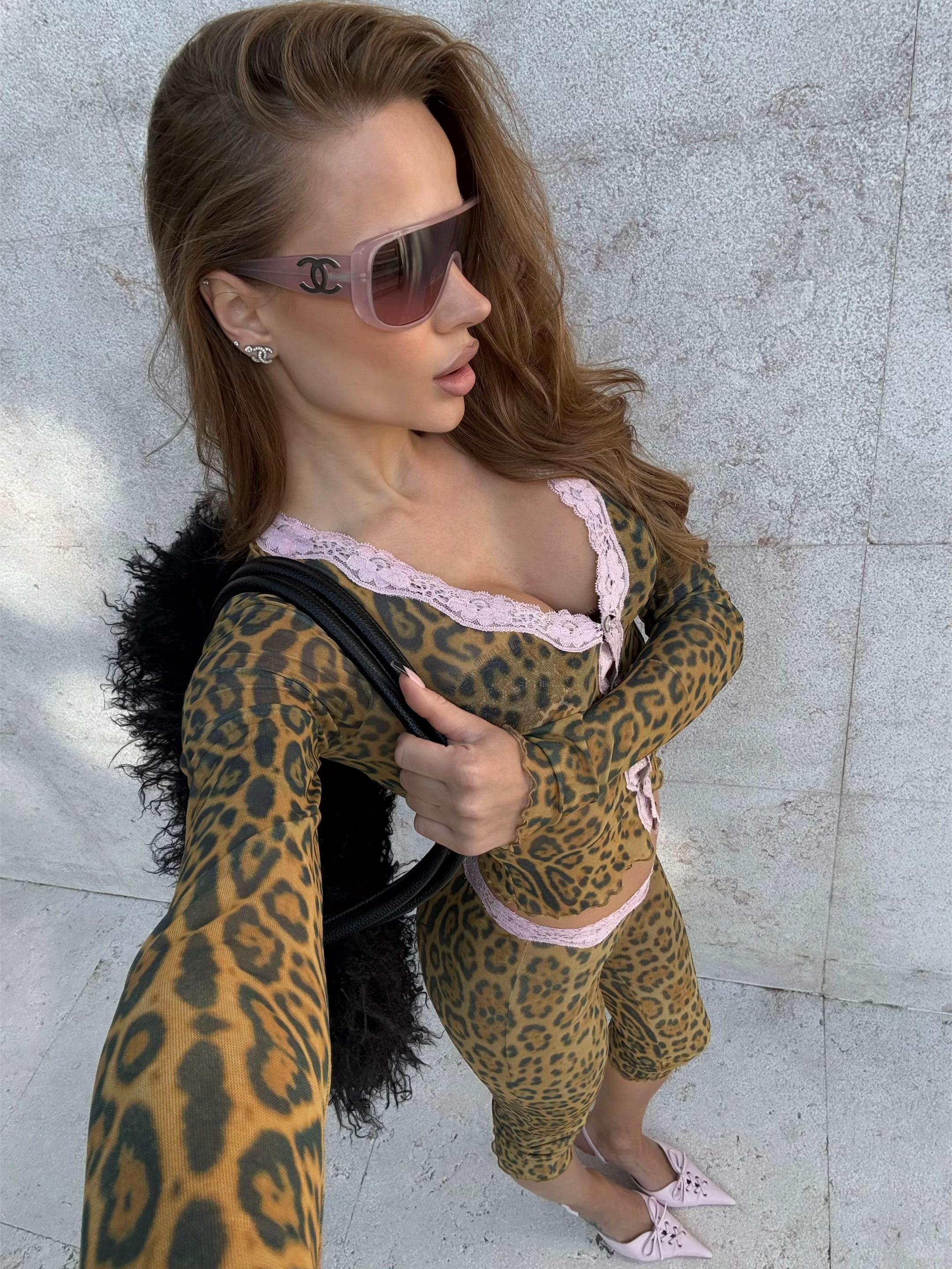 @FETISA