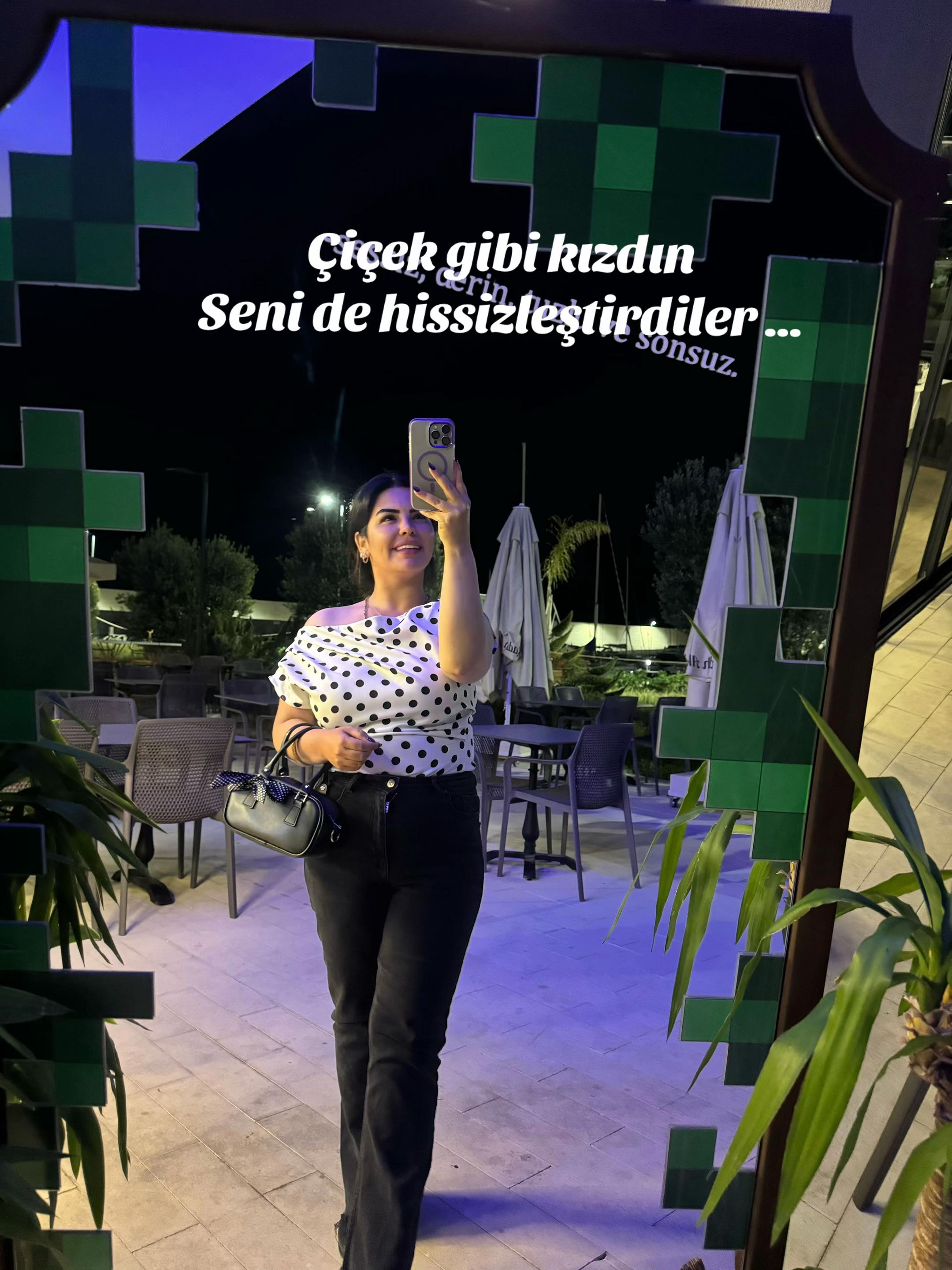 @Hülya Pollaz