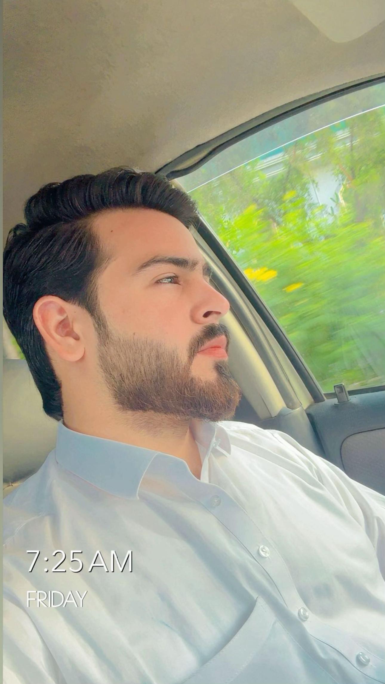 @عزیز خان 🚩