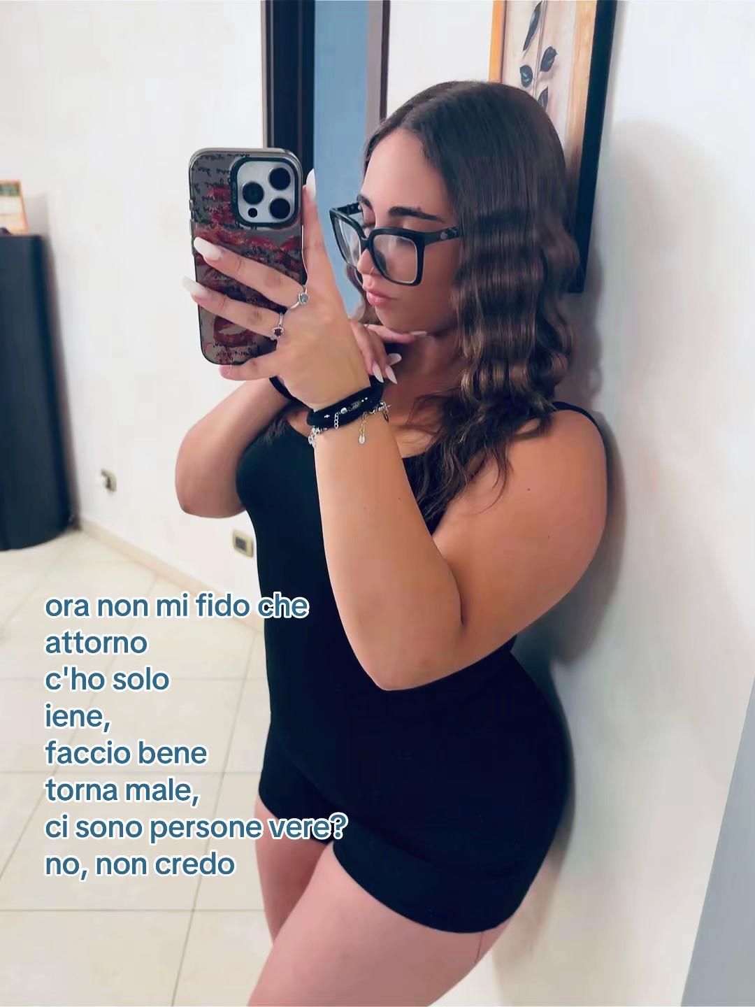 @👸🏽