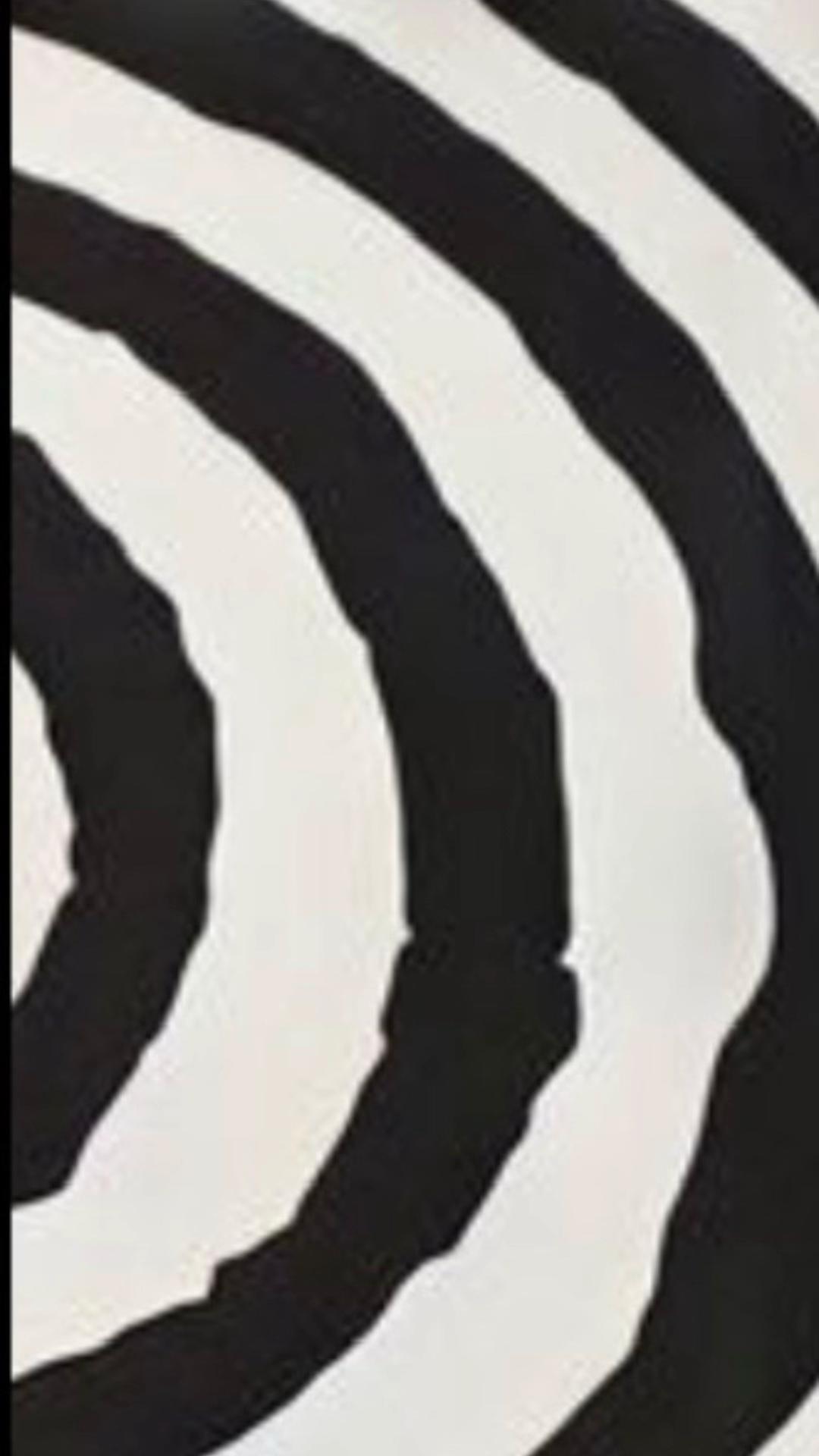 @ℰ𝓁𝓈𝒾𝑒🎱🐆🍒🪩🎵🎶