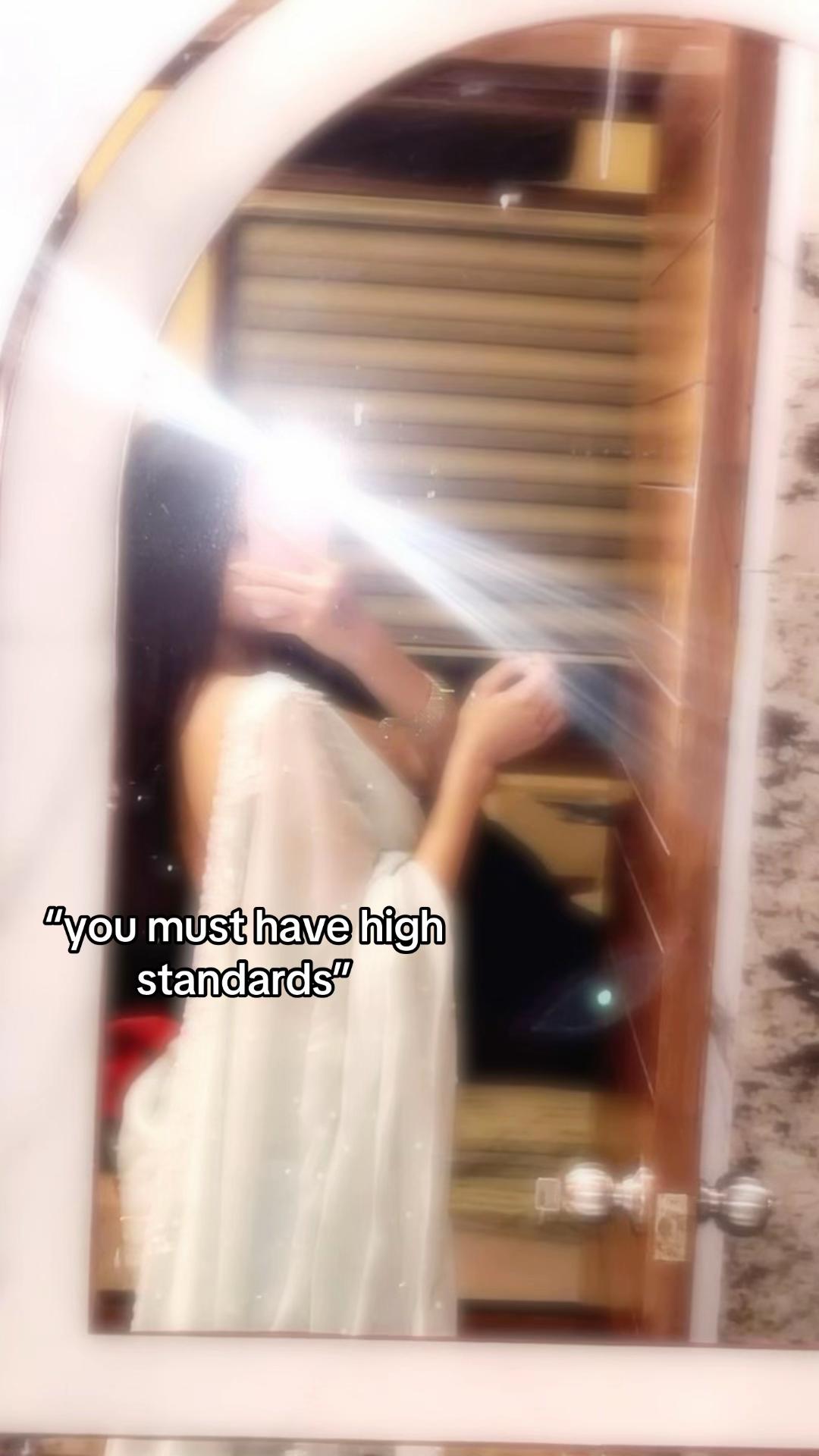 @⋆˚𝜗𝜚˚⋆