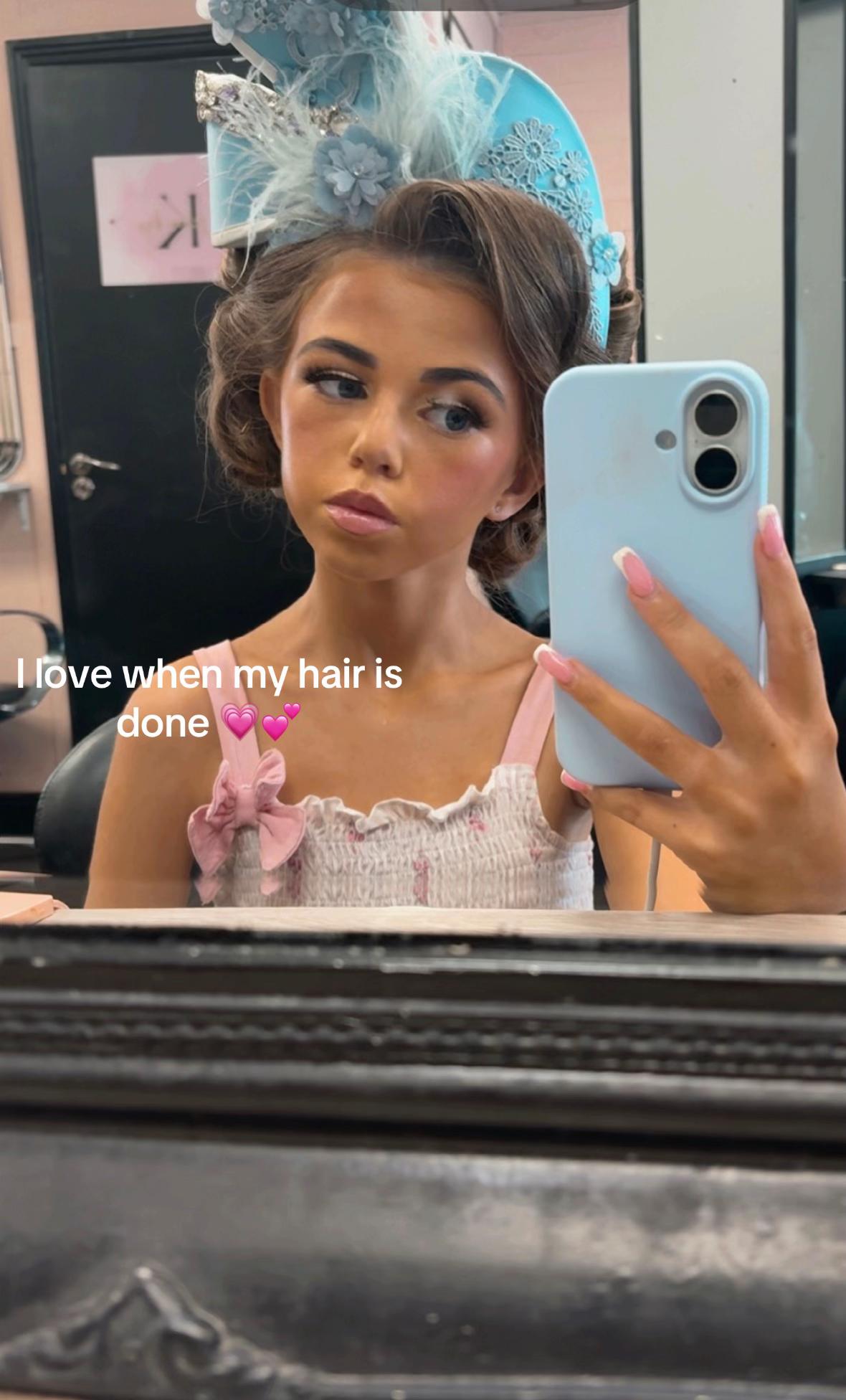 @✨𝓜𝓪𝓻𝔂 𝓒𝓸𝓷𝓷𝓸𝓻𝓼✨