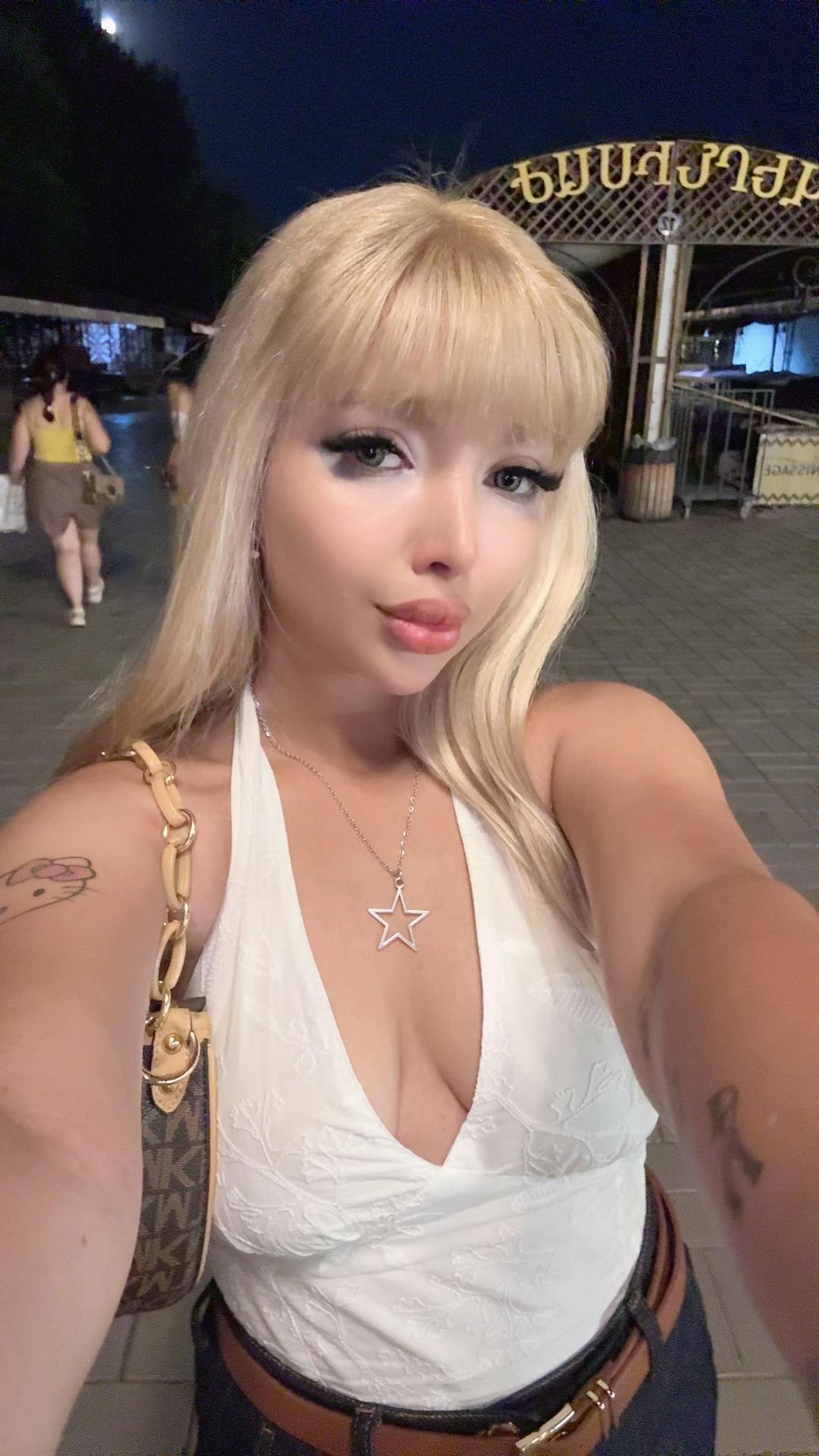 @Arianaranjbr
