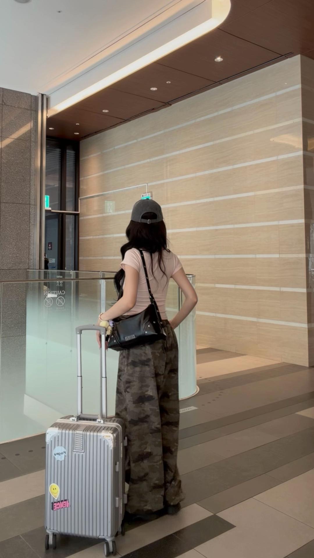 @𝗿𝗮𝗺𝘂