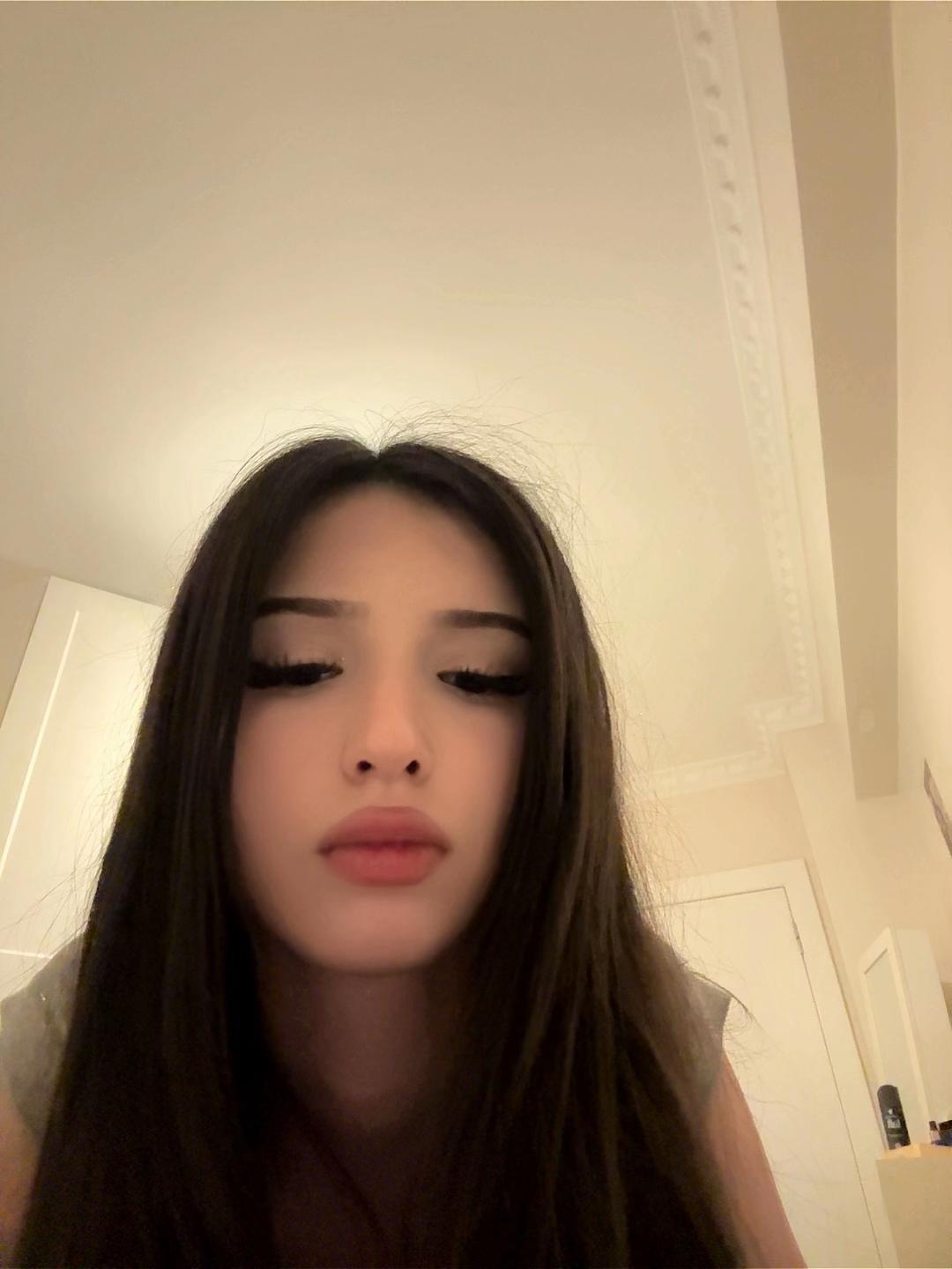 @๐๐ฌ๐ป๐ฒ๐ท๐น๐ท