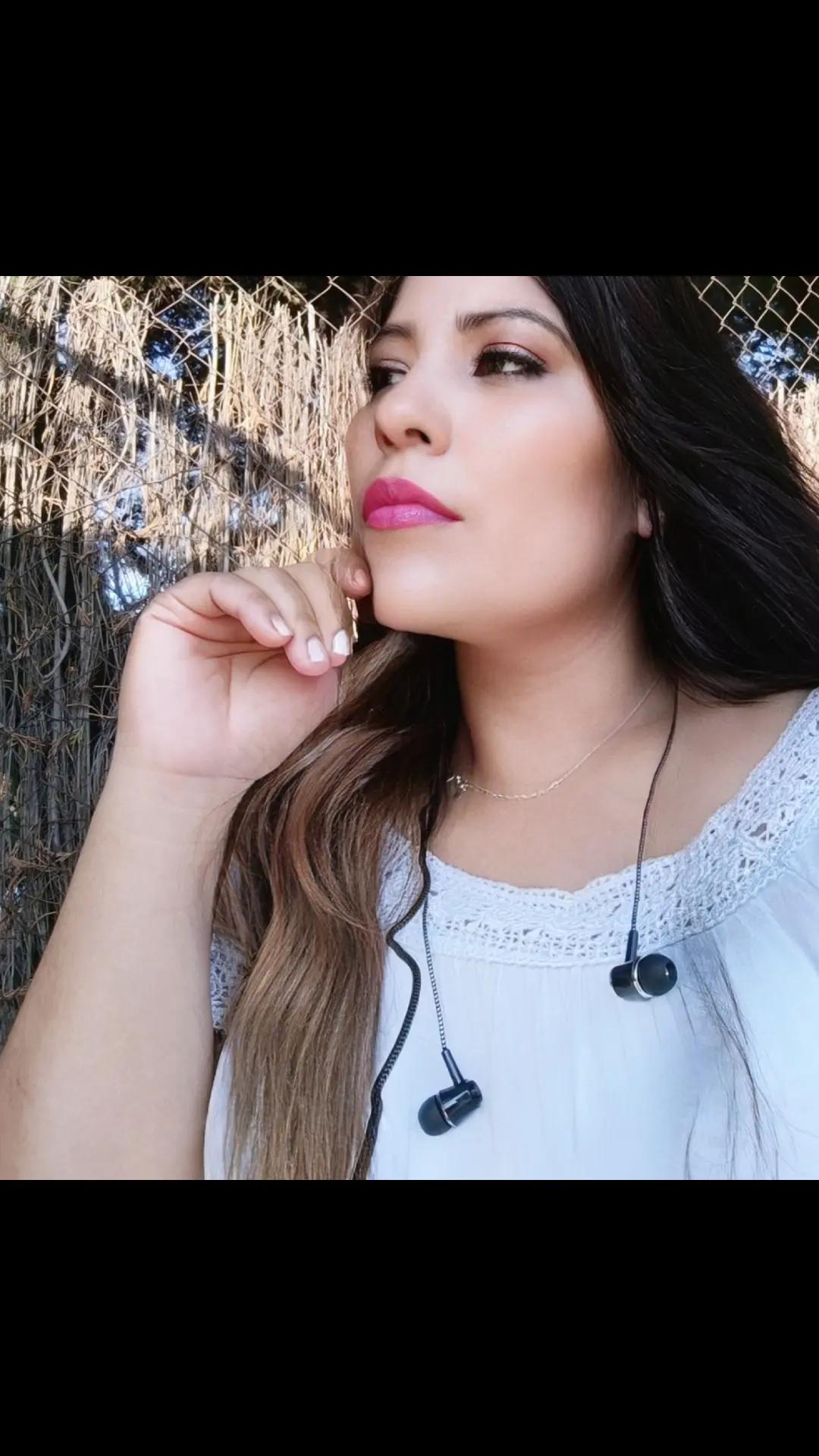 @Mara &Aacute;lvarez