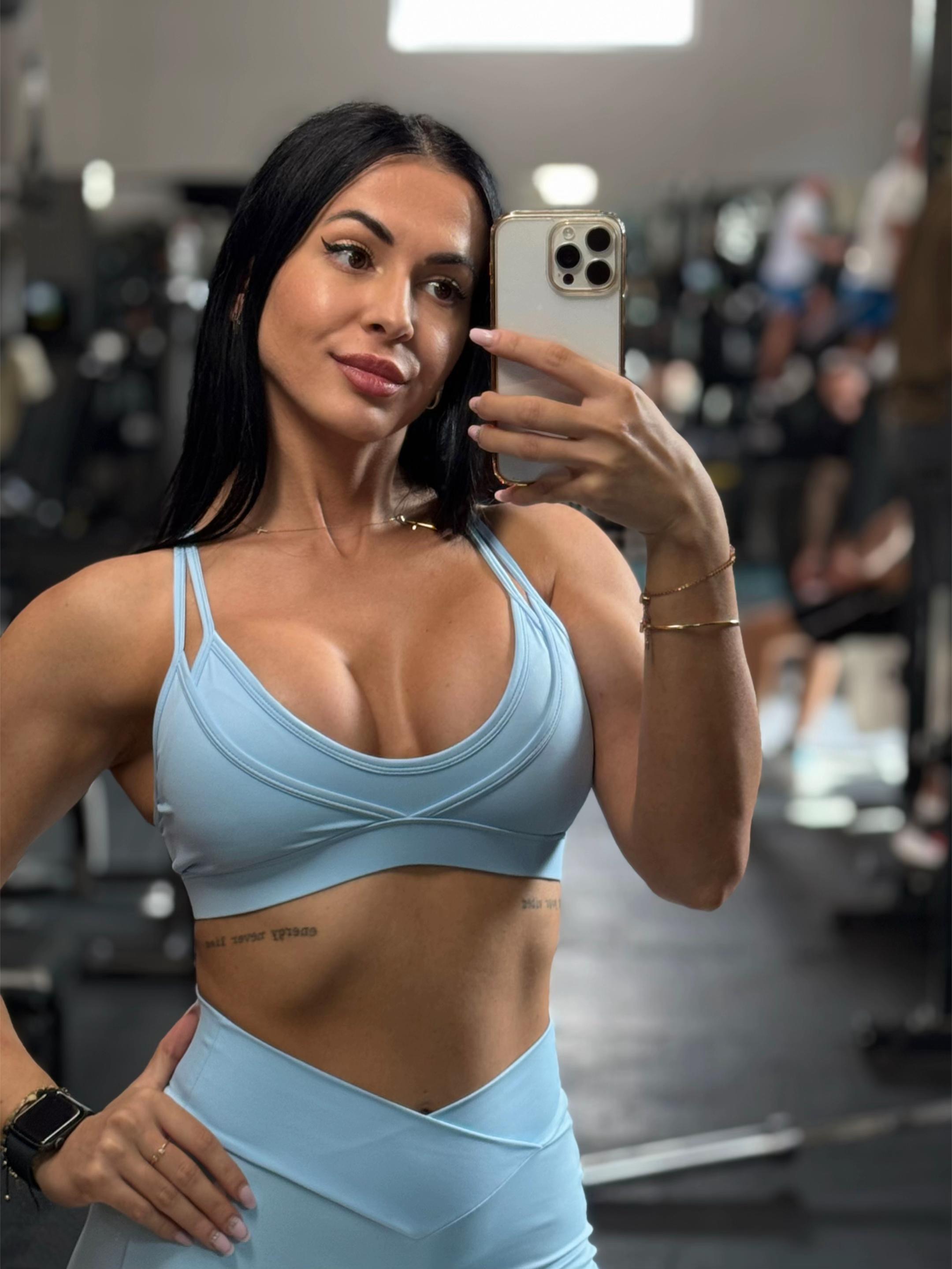@LoredanaX