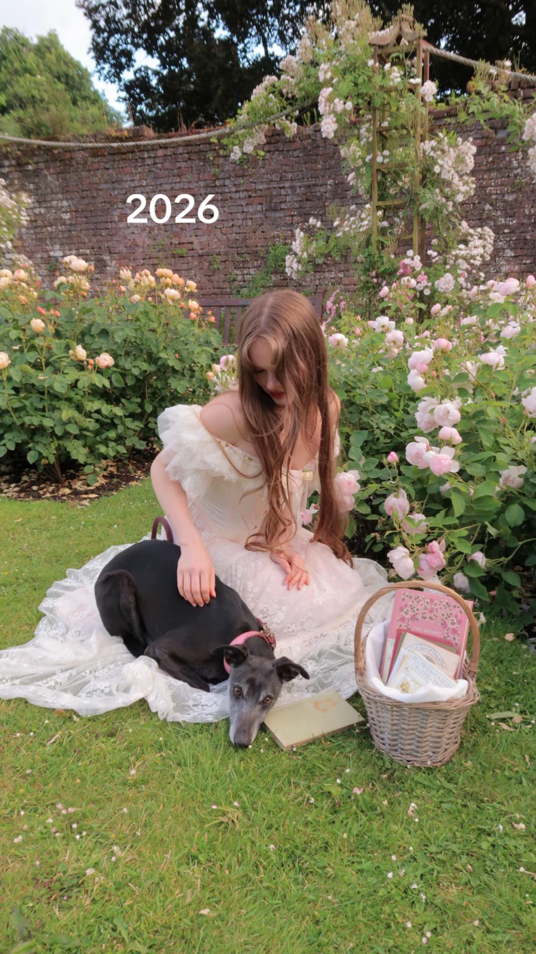 @𝒫𝑒𝓃𝑒𝓁𝑜𝓅𝑒 ୨୧