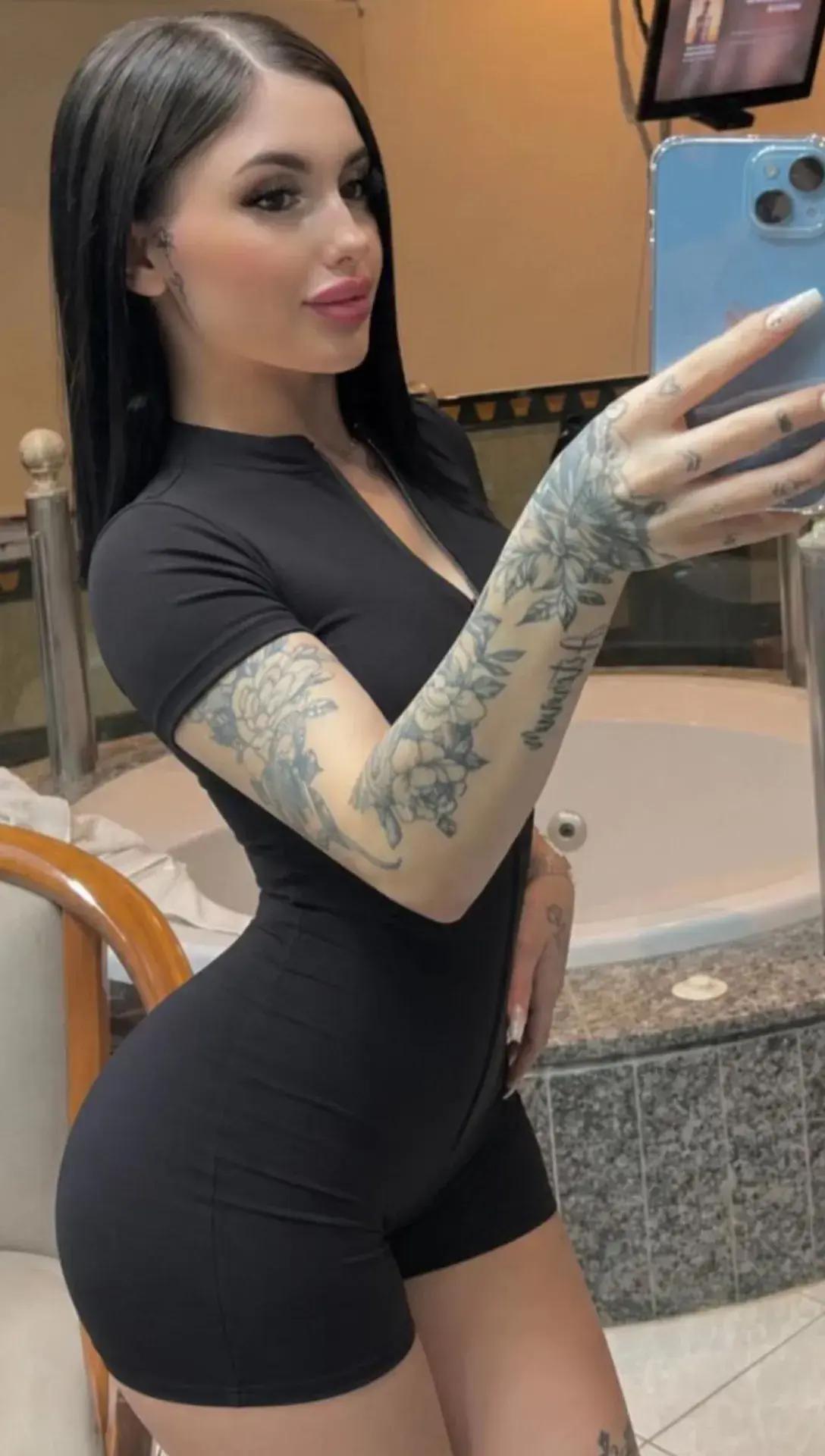 @MELINAGUIDAAAS