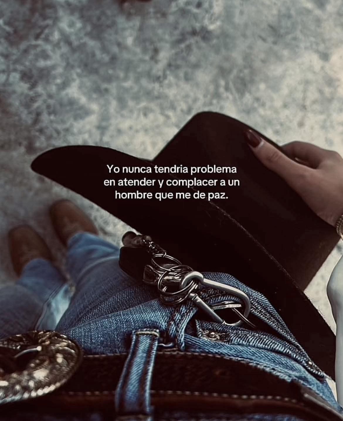 @Victoria González