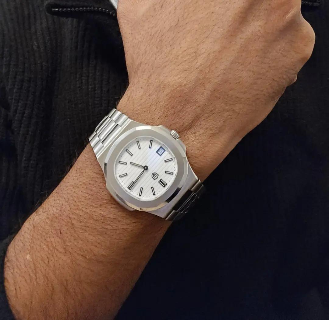 @watchdives