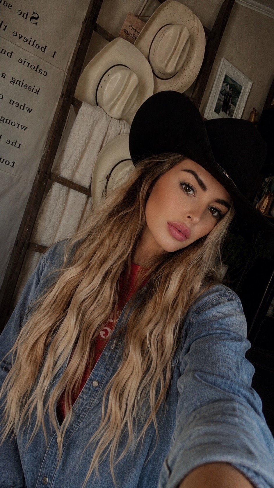 @Lauren 🐎🔆
