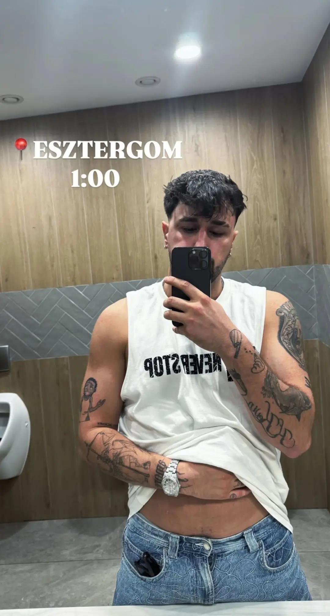 @🦈🦇
