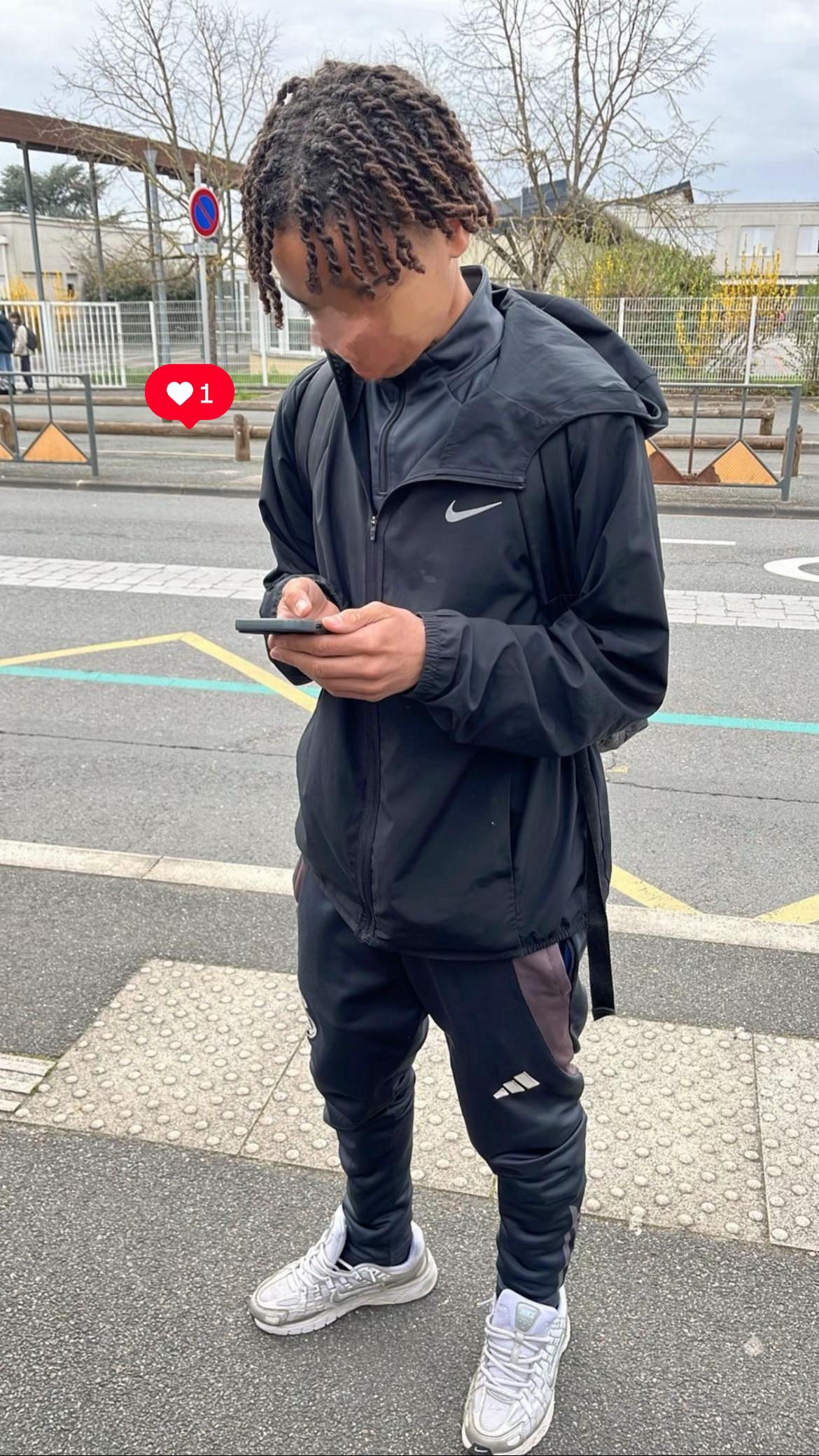 @𝑳𝒐𝒘𝒏'🇨🇫