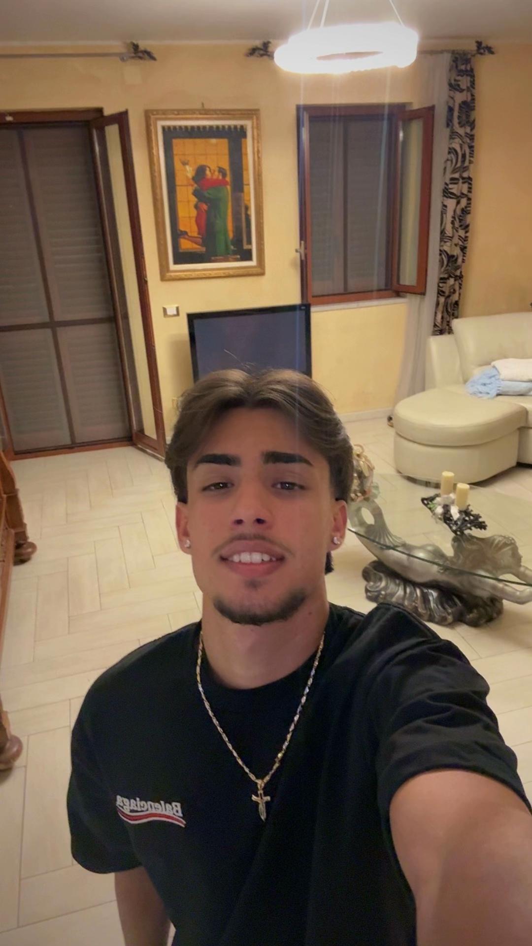 @Non.disponibile.28