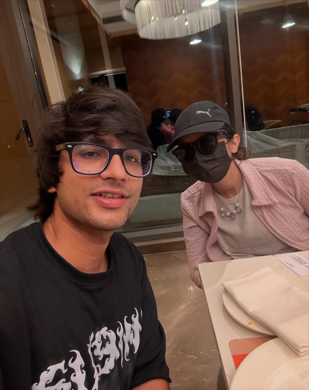 @Sourav Joshi 🤳