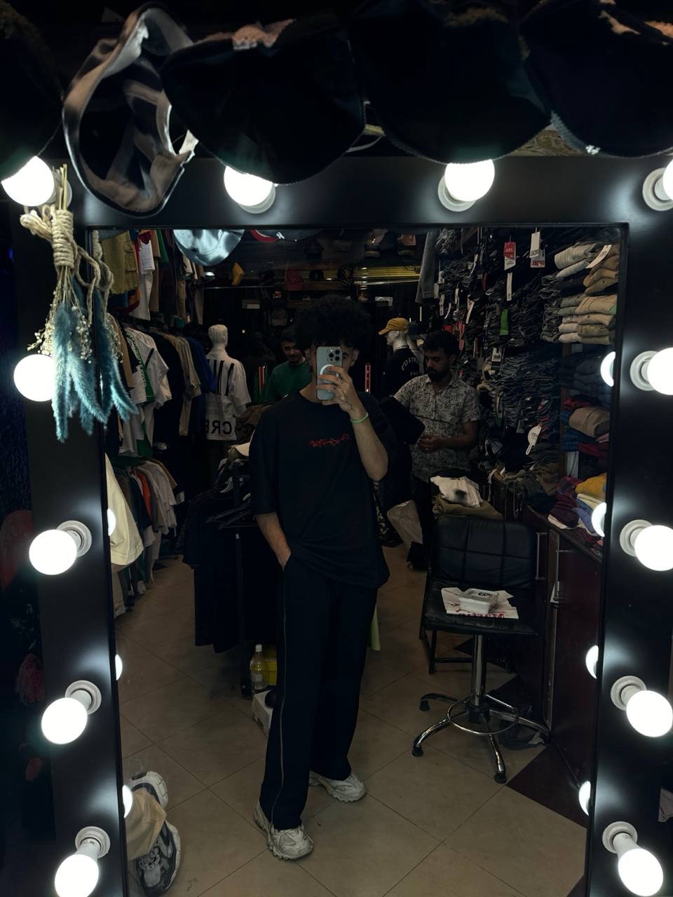@hussein